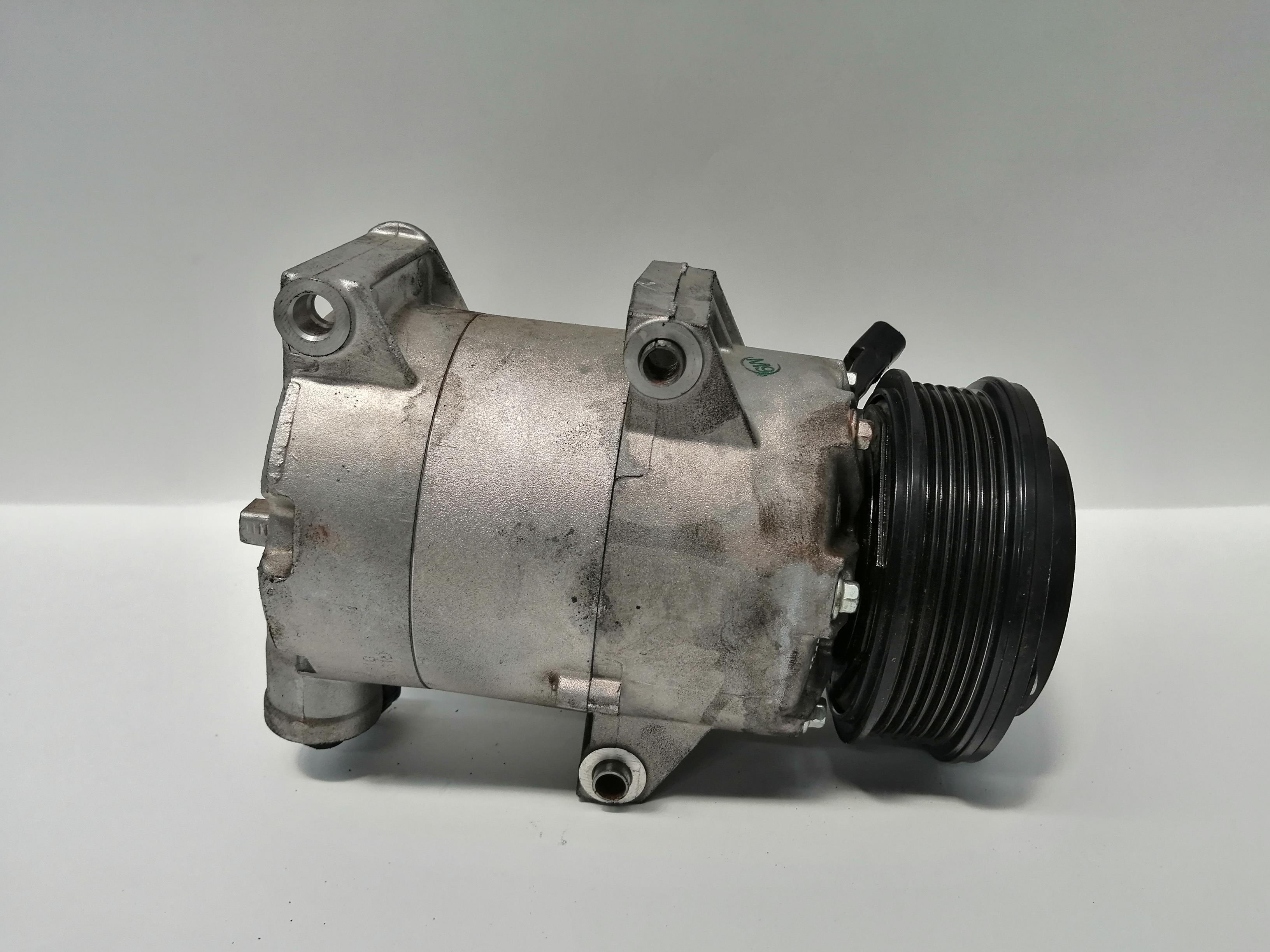 FORD Kuga 2 generation (2013-2020) Air Condition Pump 2015362 25391601