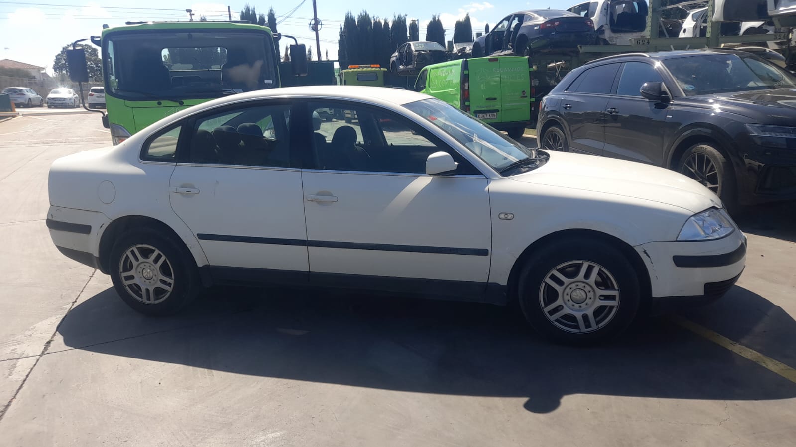 VOLKSWAGEN Passat B5 (1996-2005) Tелевизор 3B0805594BL 25690795