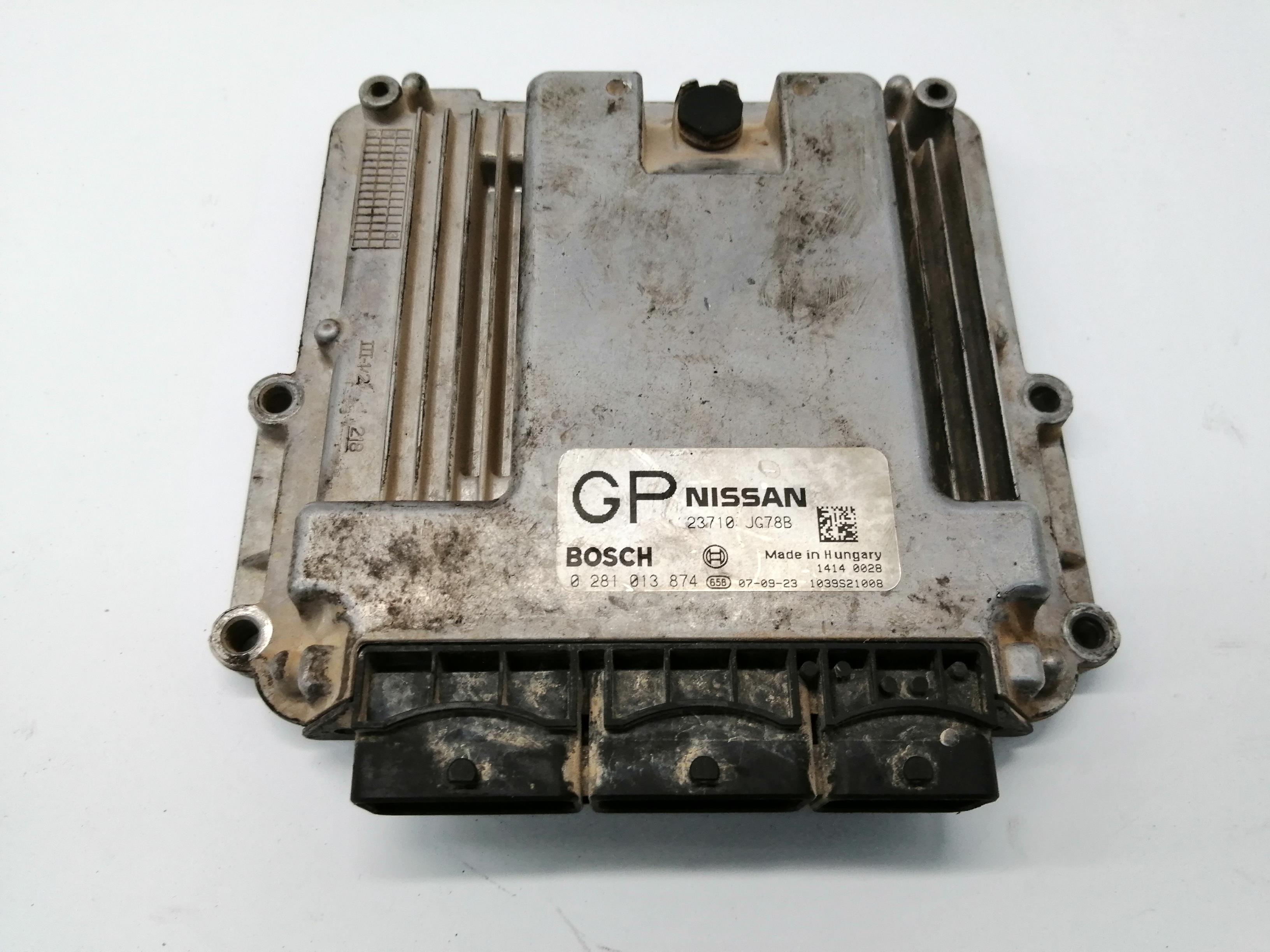 NISSAN X-Trail T31 (2007-2014) Блок за управление на двигателя ECU 0281013874,1039S21008 22364947