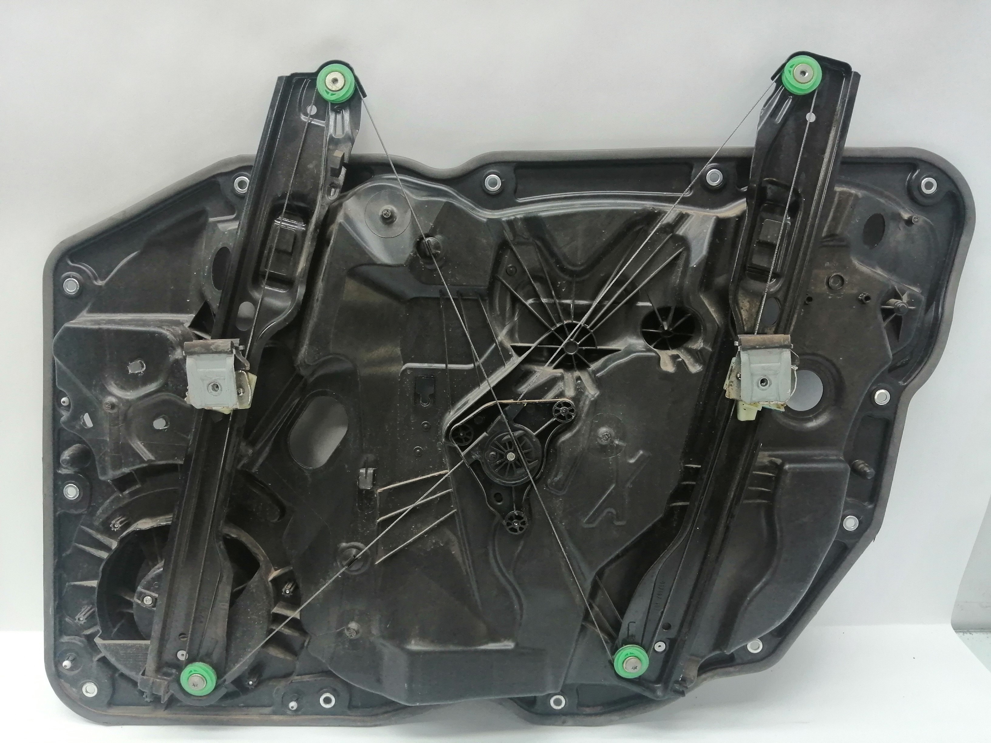 VOLKSWAGEN Touareg 2 generation (2010-2018) Regulator de geam ușă stânga față 7P6837461B 18673064