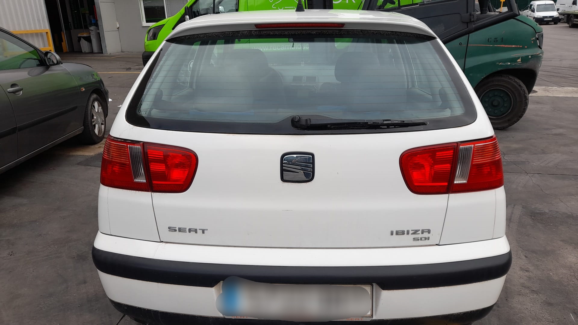 SEAT Cordoba 1 generation (1993-2003) Передняя правая дверь 6K4831052C 18603616