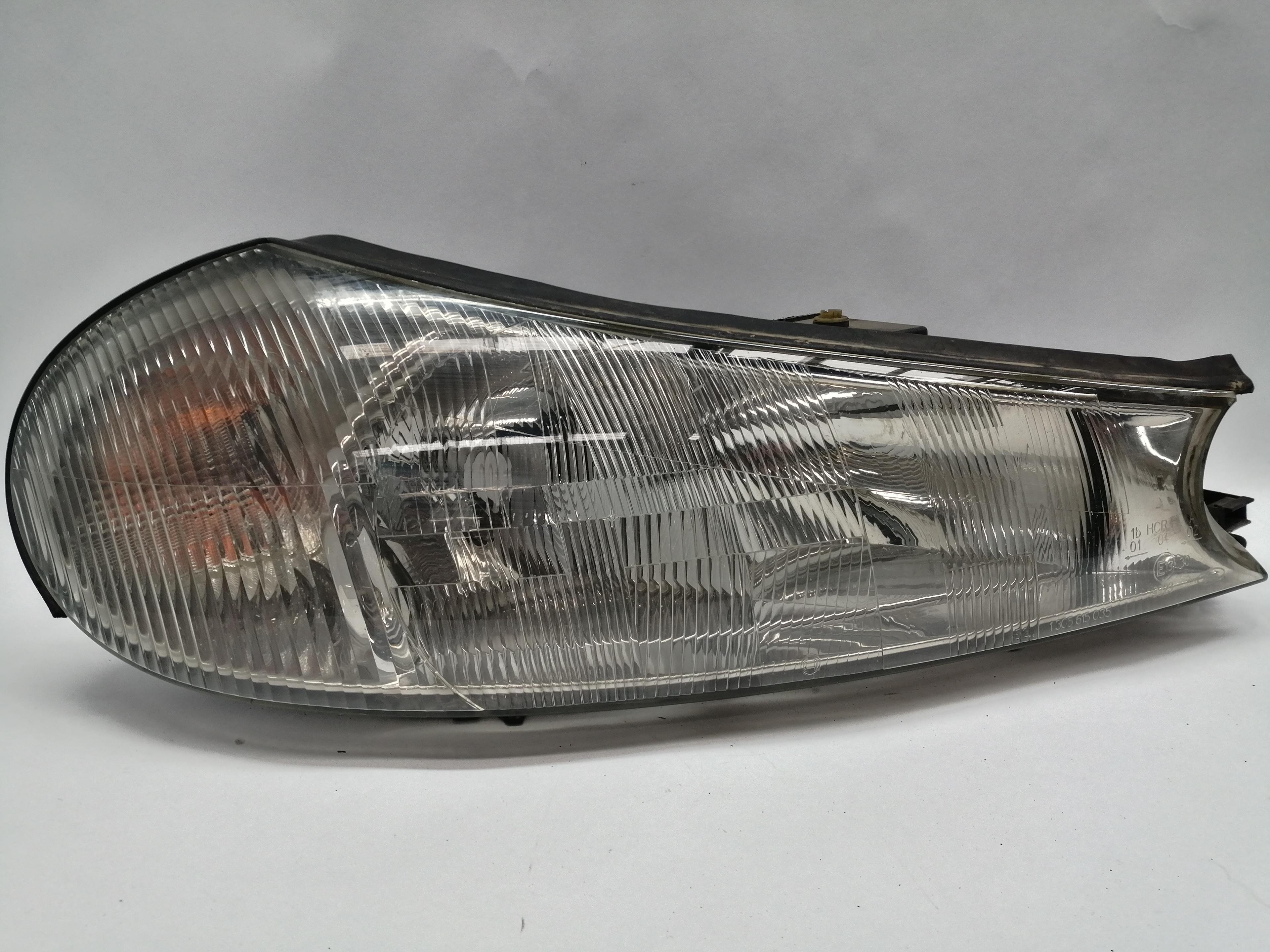 FORD Mondeo 2 generation (1996-2000) Front Right Headlight 1110515 25267675