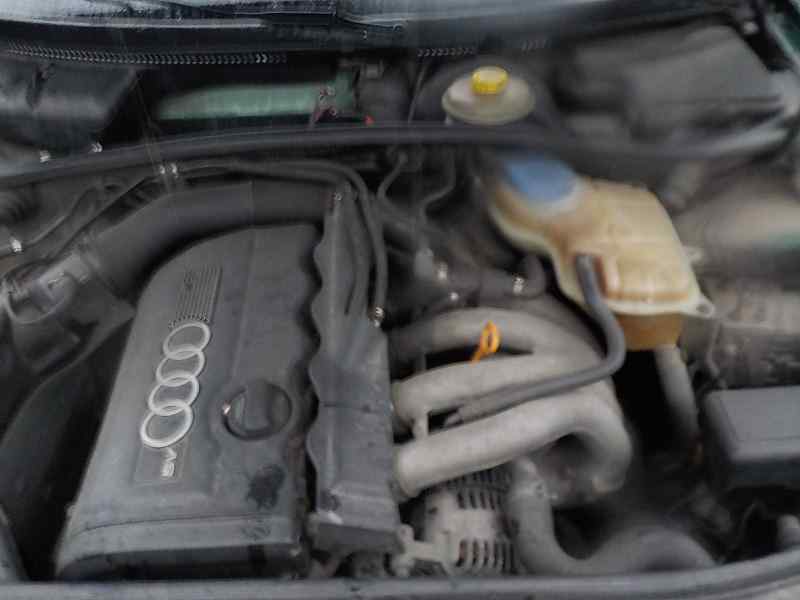 AUDI A4 B5/8D (1994-2001) Üzemanyagtartály fedélzárja 8D0862055 18539857