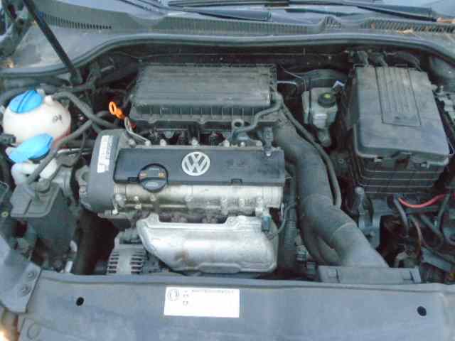 VOLKSWAGEN Golf 5 generation (2003-2009) Baklykt venstre bak 5K0945093AB 25100812