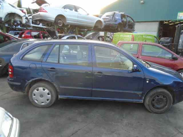 SKODA Fabia 6Y (1999-2007) Фонарь задний правый 6Y9945112B 18406842