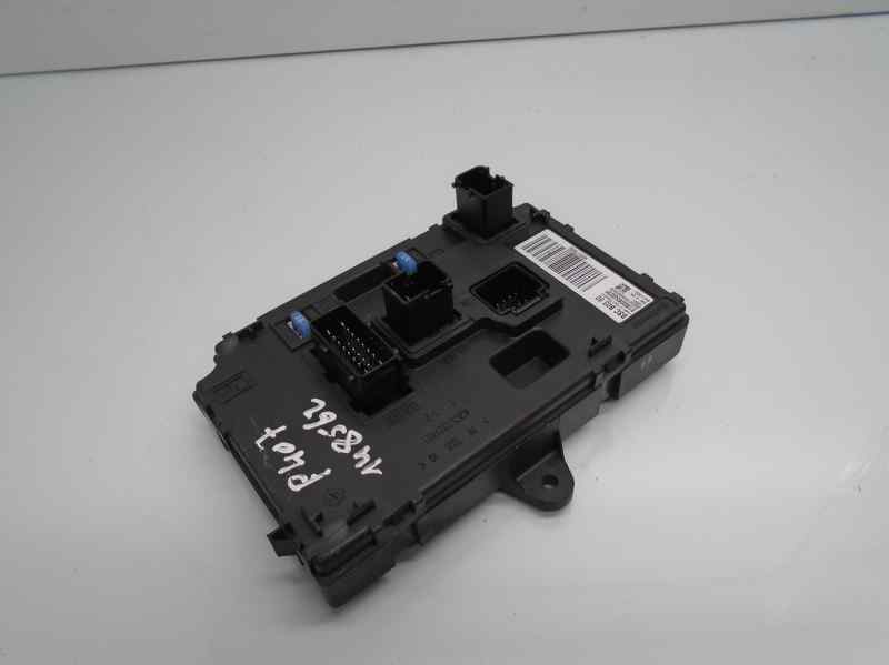 PEUGEOT 407 1 generation (2004-2010) Fuse Box S180085003F 18476899