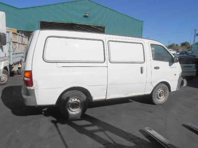 NISSAN Pregio 1 generation (1995-2007) Luftkonditioneringspump OK76K61450A 18400389