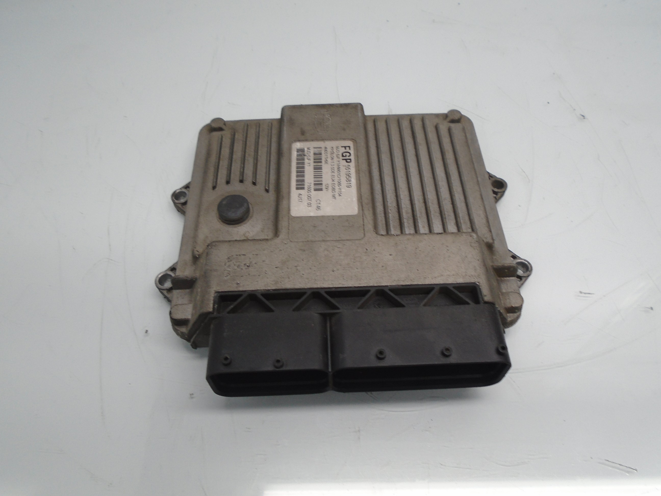 LANCIA Ypsilon II (Type 843)  (2003-2011) Engine Control Unit ECU 55195819 18499522