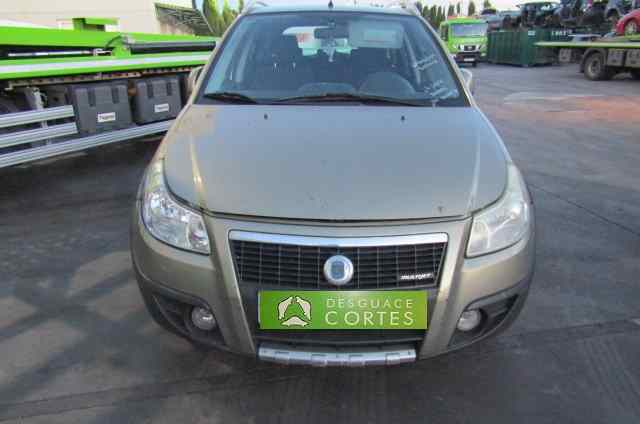 FIAT Sedici 1 generation (2005-2012) Høyre foran dør 71743026 18422221