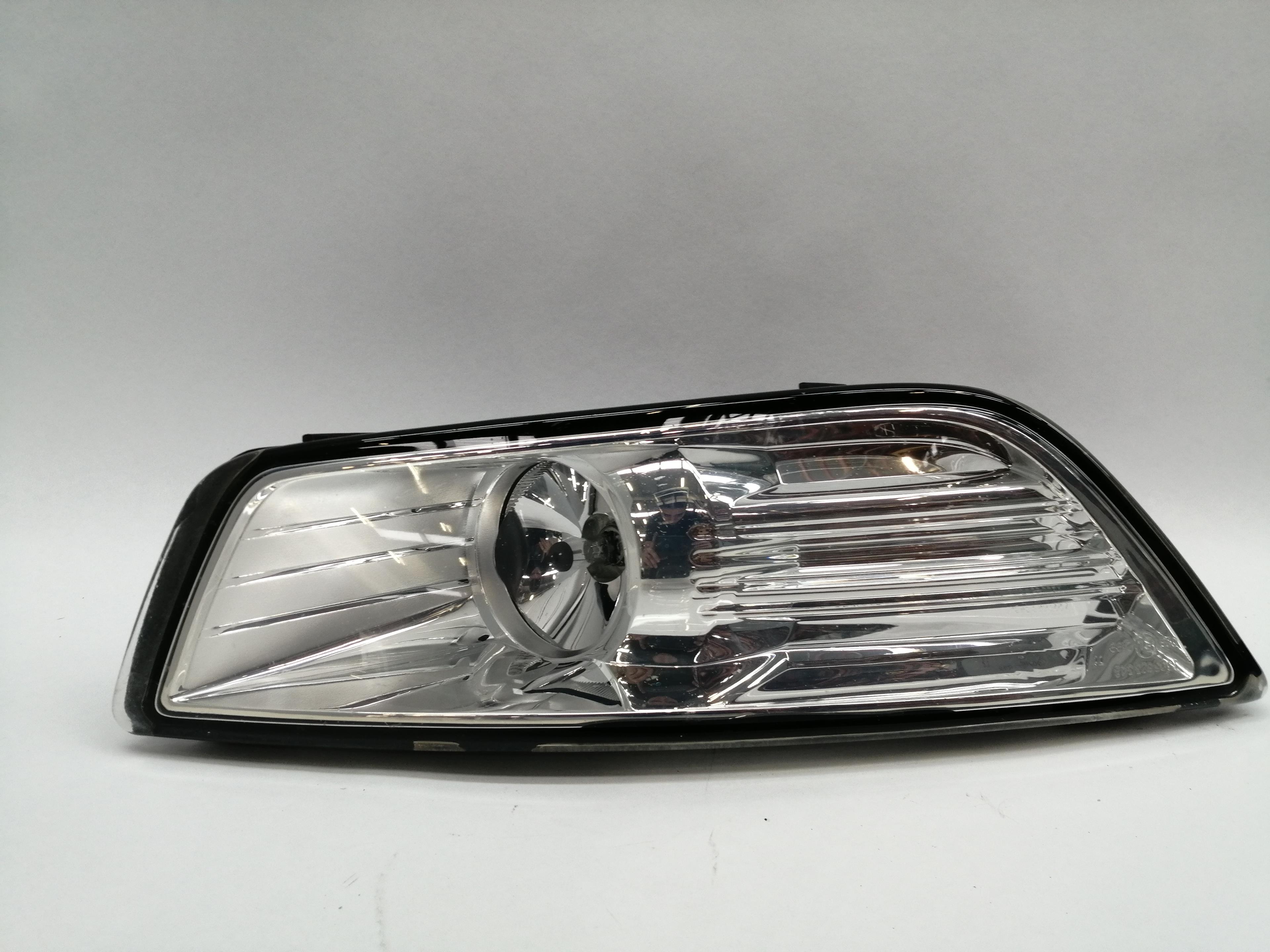 FORD Mondeo 4 generation (2007-2015) Front Right Fog Light 1521876 25213050