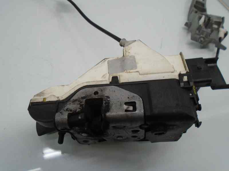 CITROËN C3 1 generation (2002-2010) Front Left Door Lock 9135HH 27508600