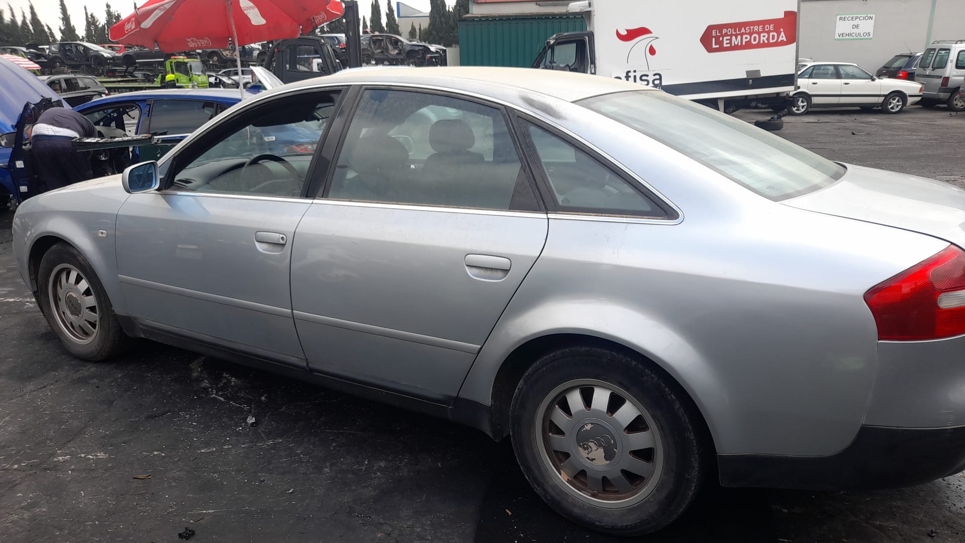 NISSAN Primera P11 (1996-2002) Бампер передний 4B0807103AF 25755321