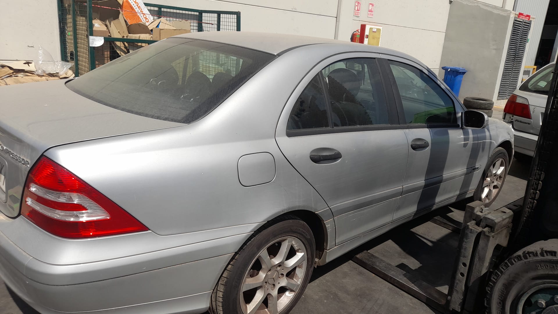 MERCEDES-BENZ C-Class W203/S203/CL203 (2000-2008) Другая деталь A0045420418 25202371