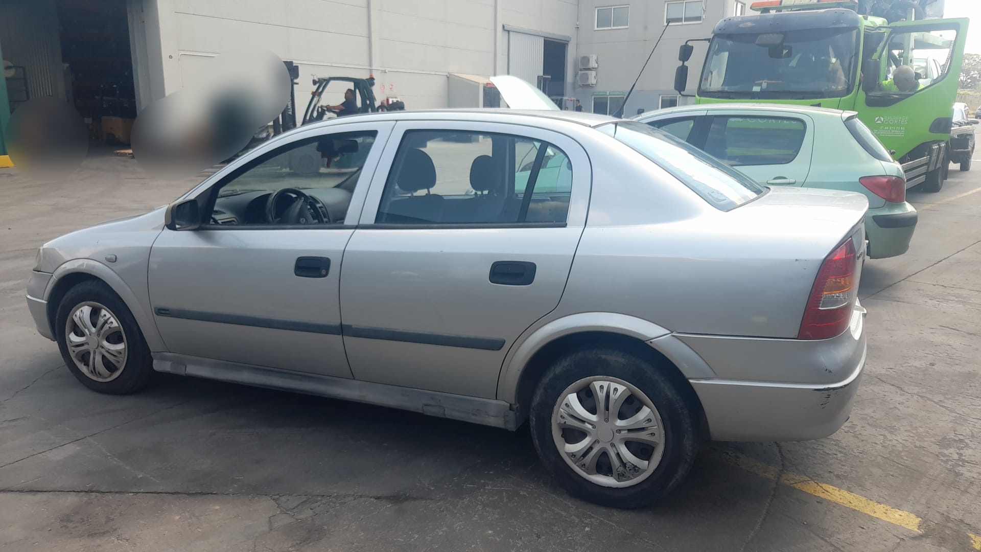 CHEVROLET Rear Left Door 13116455 25706131