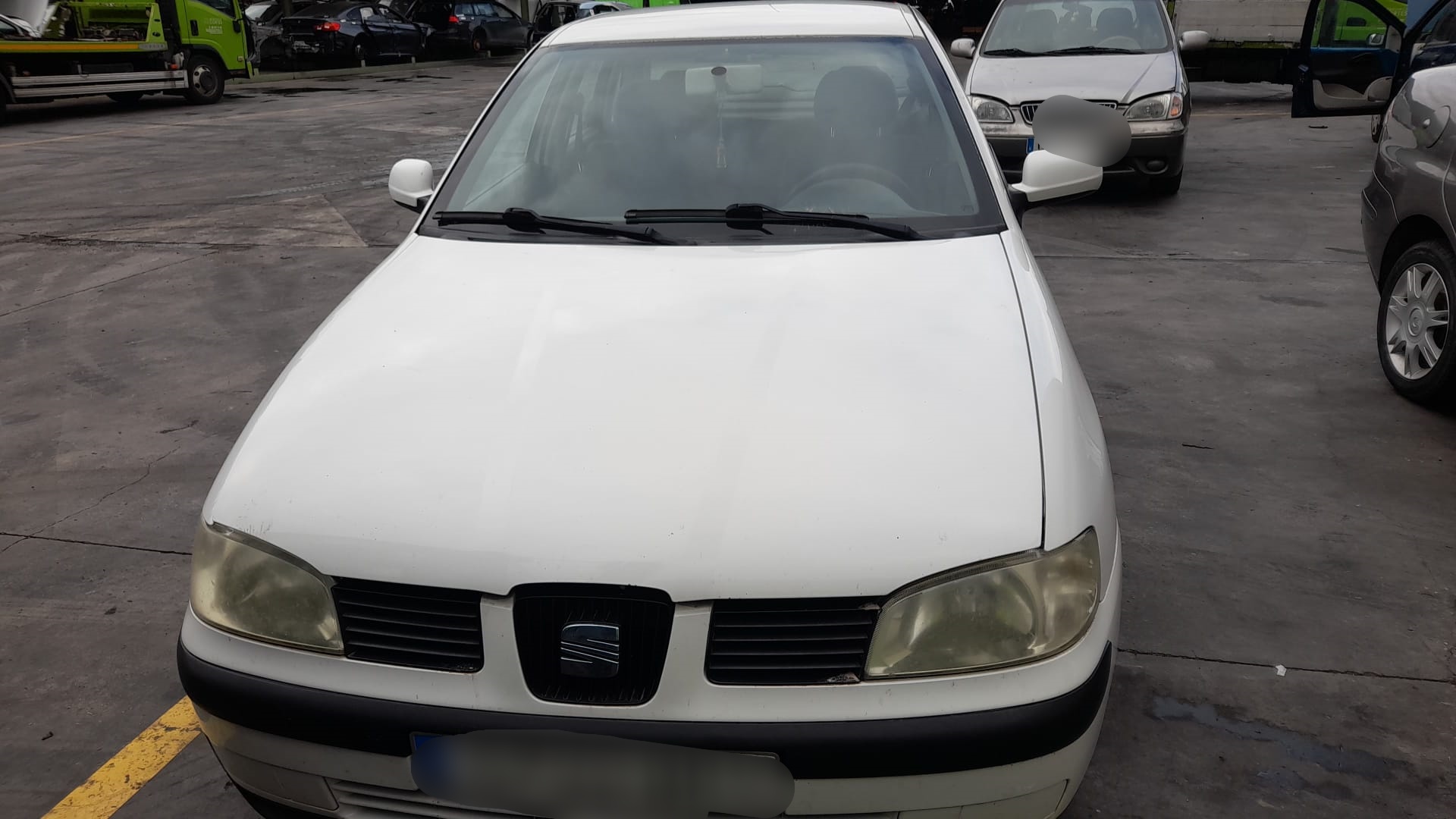 SEAT Cordoba 1 generation (1993-2003) Передняя правая дверь 6K4831052C 18603616