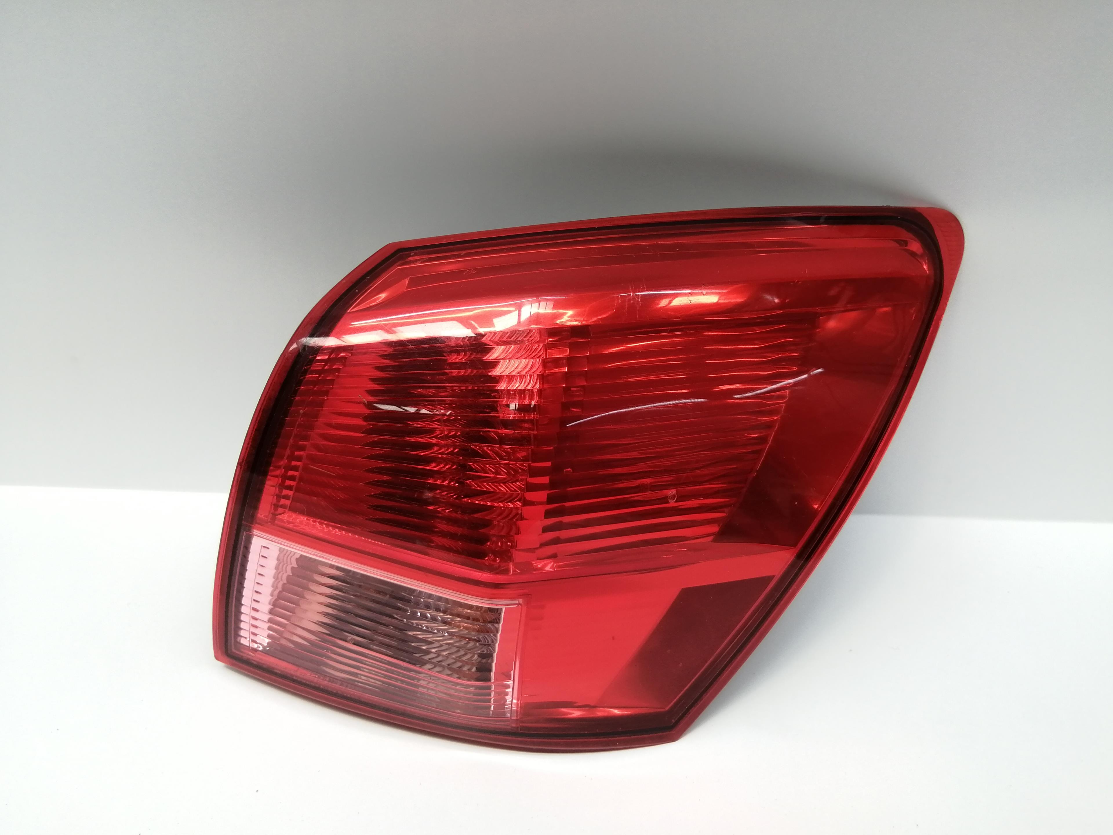 NISSAN Qashqai 1 generation (2007-2014) Bakre höger bakljuslampa 26554JD00A 27196957