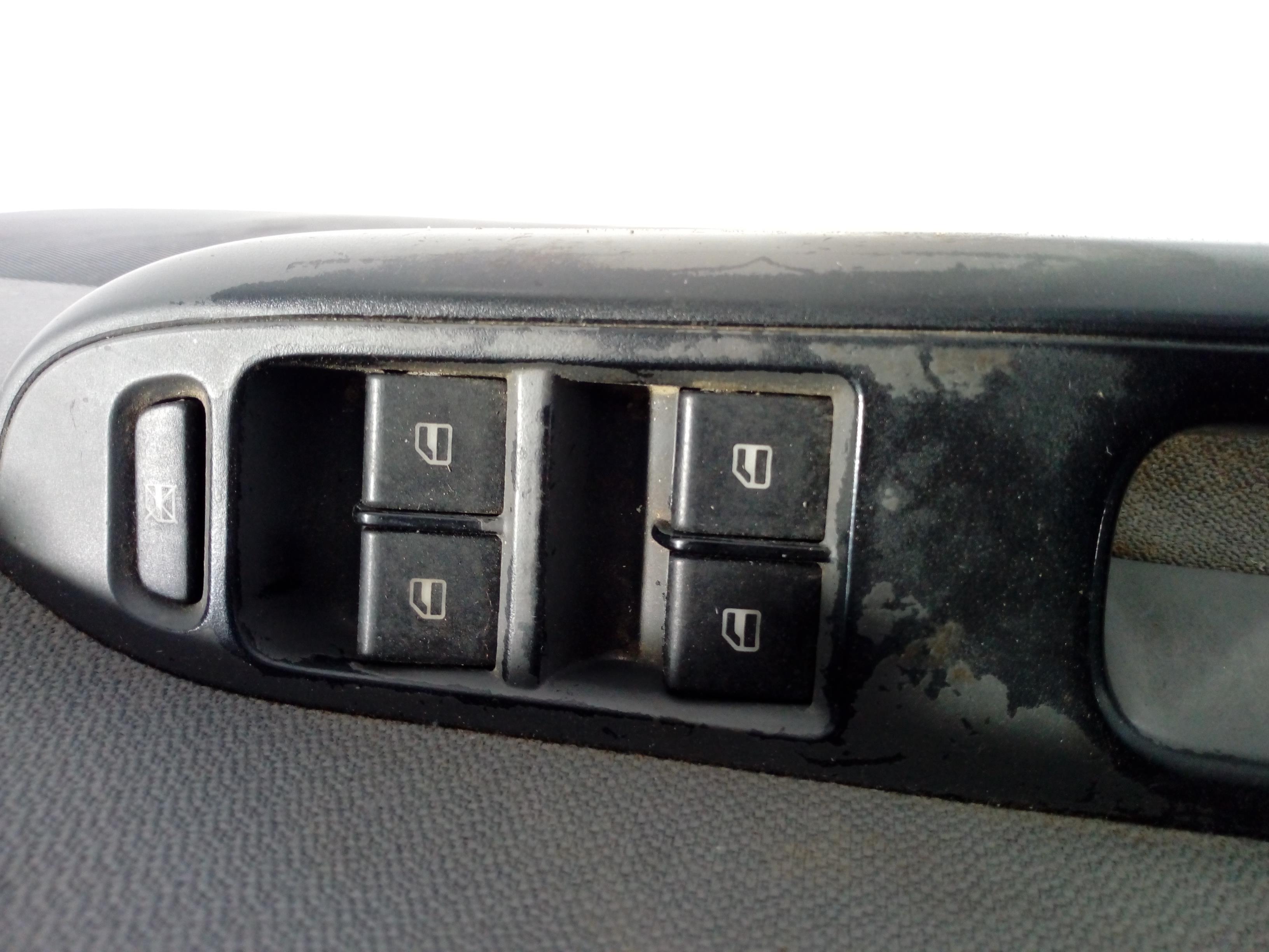 SEAT Cordoba 2 generation (1999-2009) Front Left Door 6L4831055S 22364787