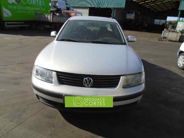 VOLKSWAGEN Passat B5 (1996-2005) Рулевой механизм 3B0419502D 27510514