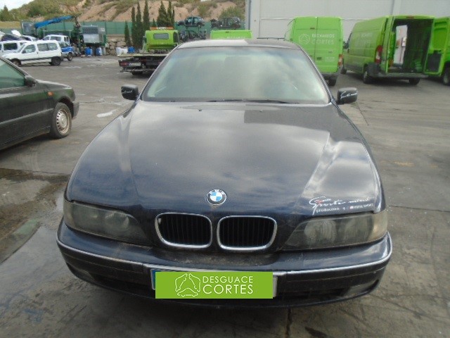 BMW 5 Series E39 (1995-2004) Galinės dešinės durys 41528266722 18497249
