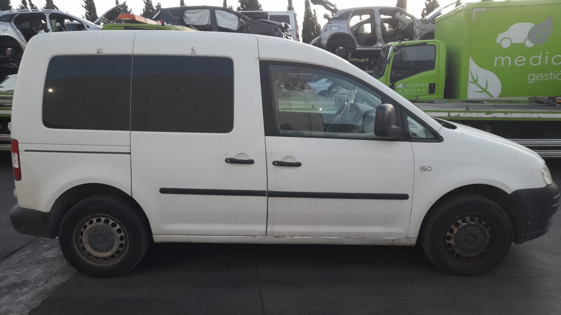 VOLKSWAGEN Caddy 3 generation (2004-2015) Høyre foran dør 2K0831056B 24547848