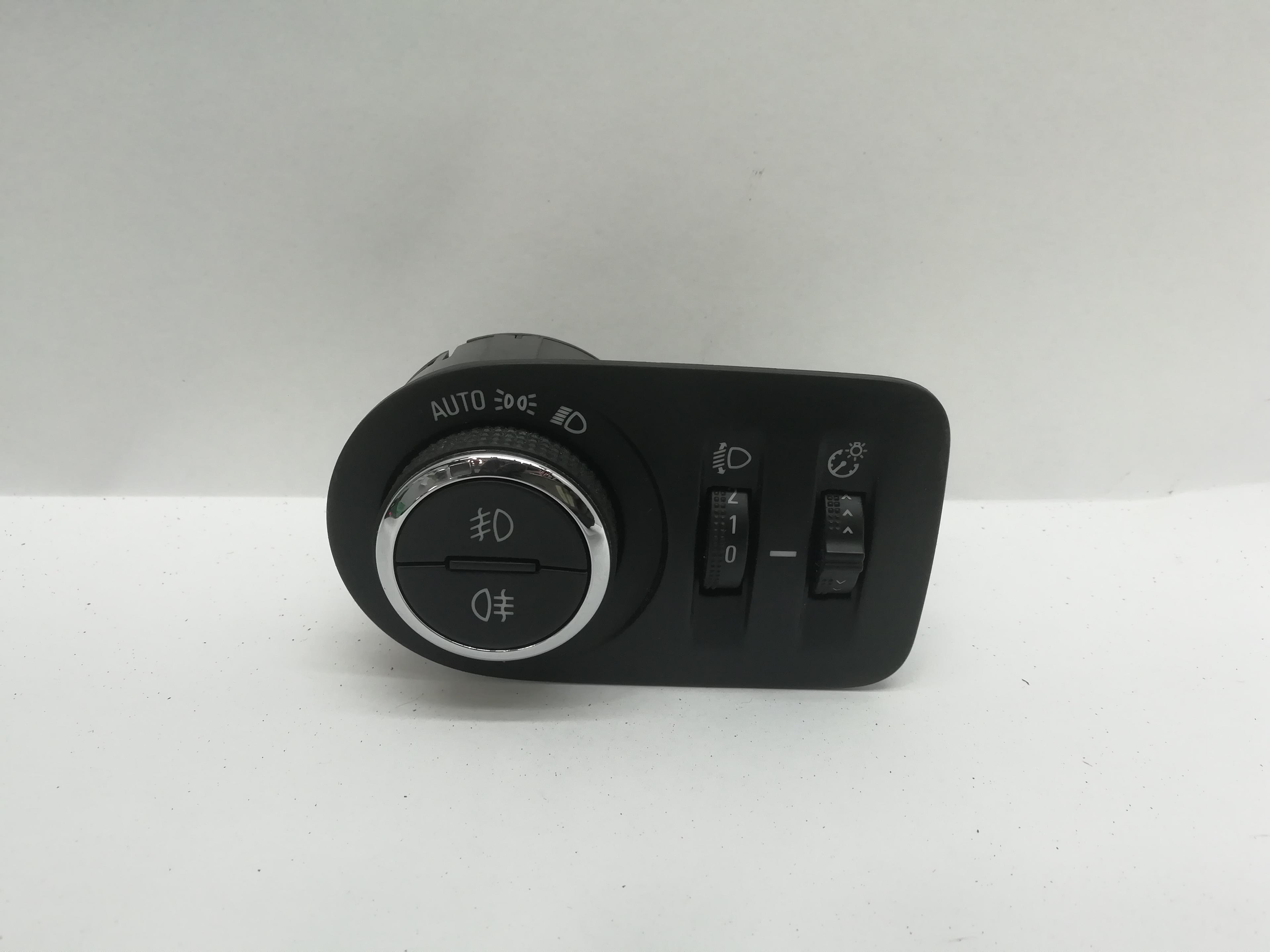 OPEL Astra K (2015-2021) Headlight Switch Control Unit 13493472 22612855