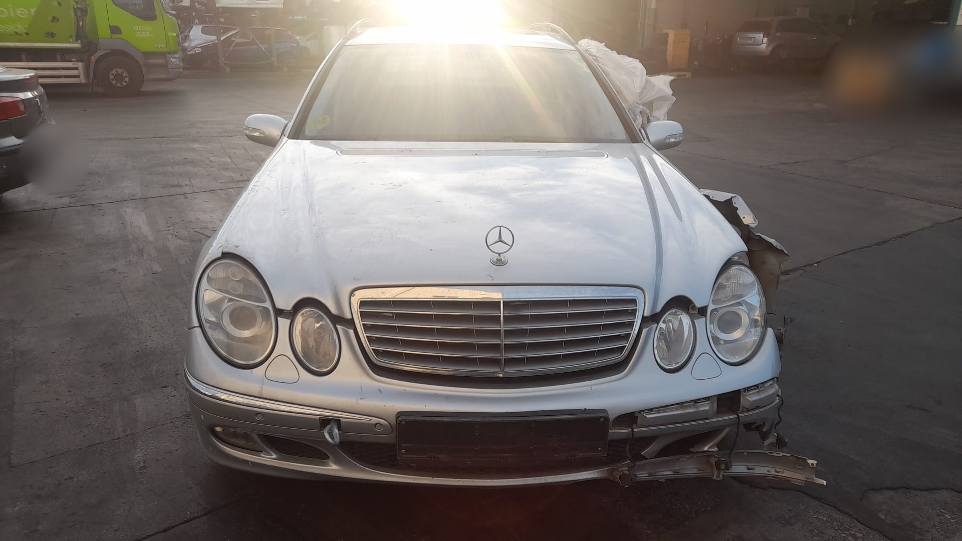 MERCEDES-BENZ E-Class W211/S211 (2002-2009) Drošinātāju kārba A2115456801 23563112