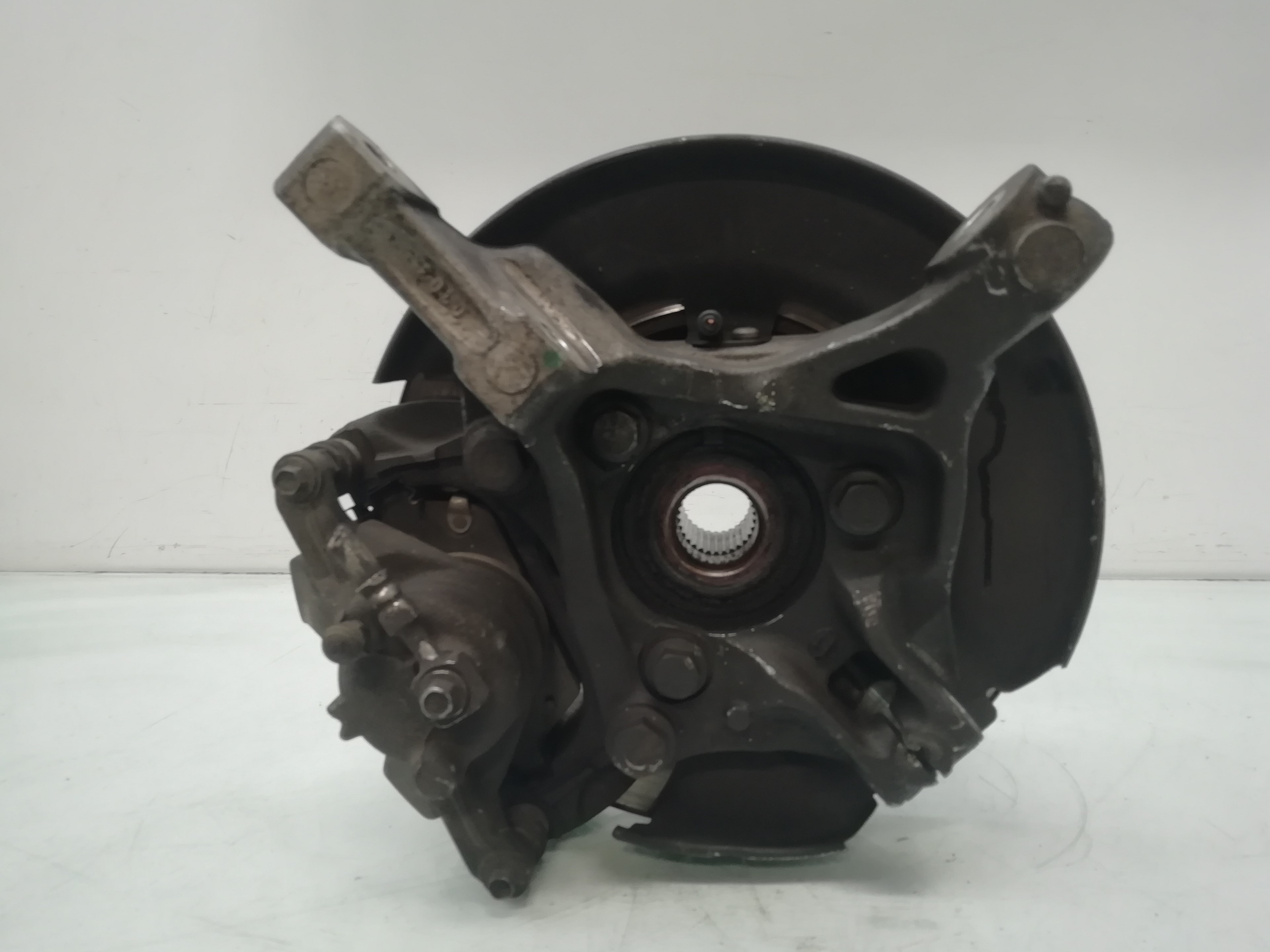 OPEL Zafira C (2012-2016) Front Left Wheel Hub 13248526 21646561