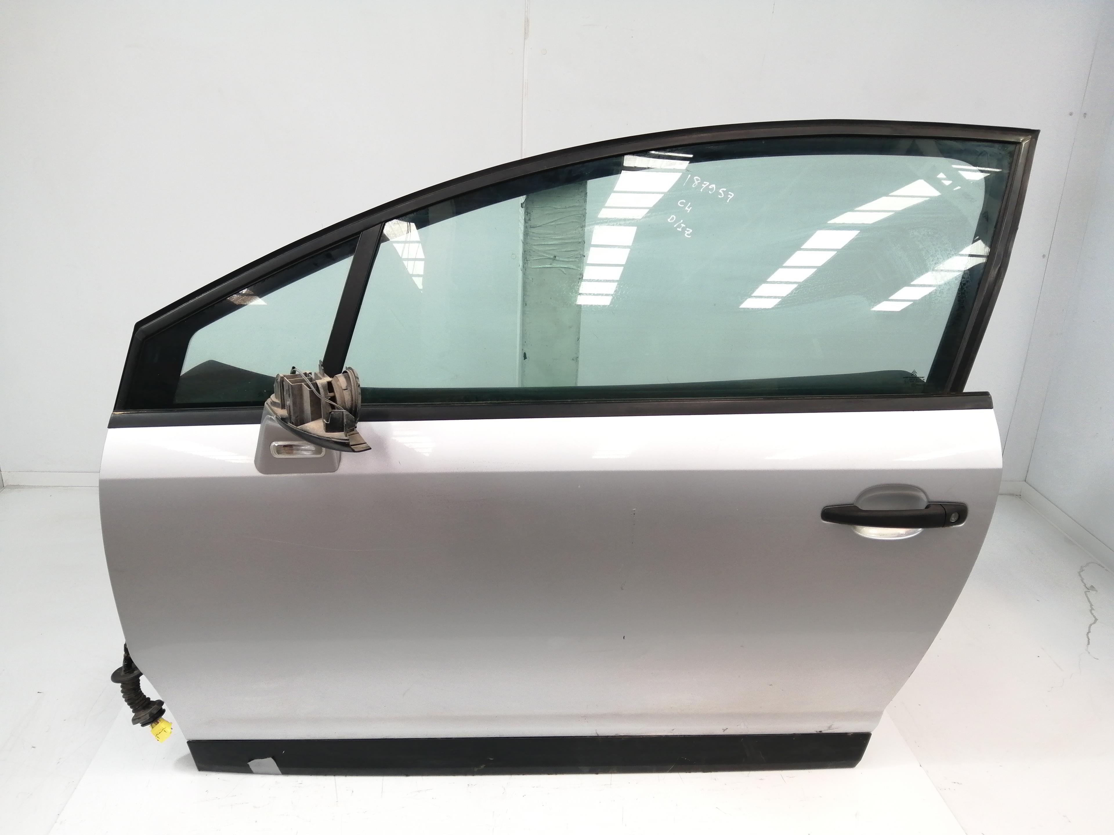 PEUGEOT C4 1 generation (2004-2011) Front Left Door 9002W1 24787398