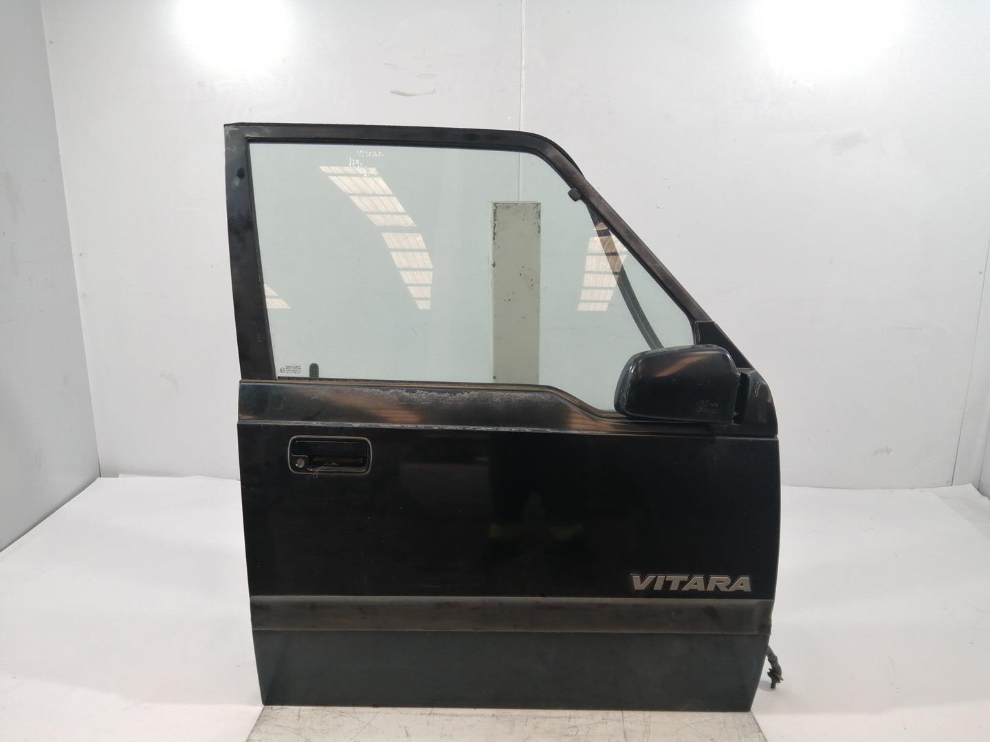 SUZUKI Vitara 1 generation (1988-2006) Priekinės dešinės durys 6800157B10 24546970