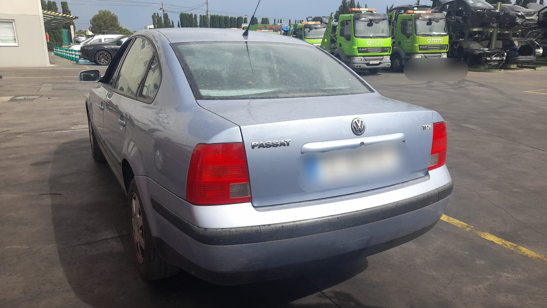 VOLKSWAGEN Passat B5 (1996-2005) Priekšējais bamperis 3B0807217 20140857