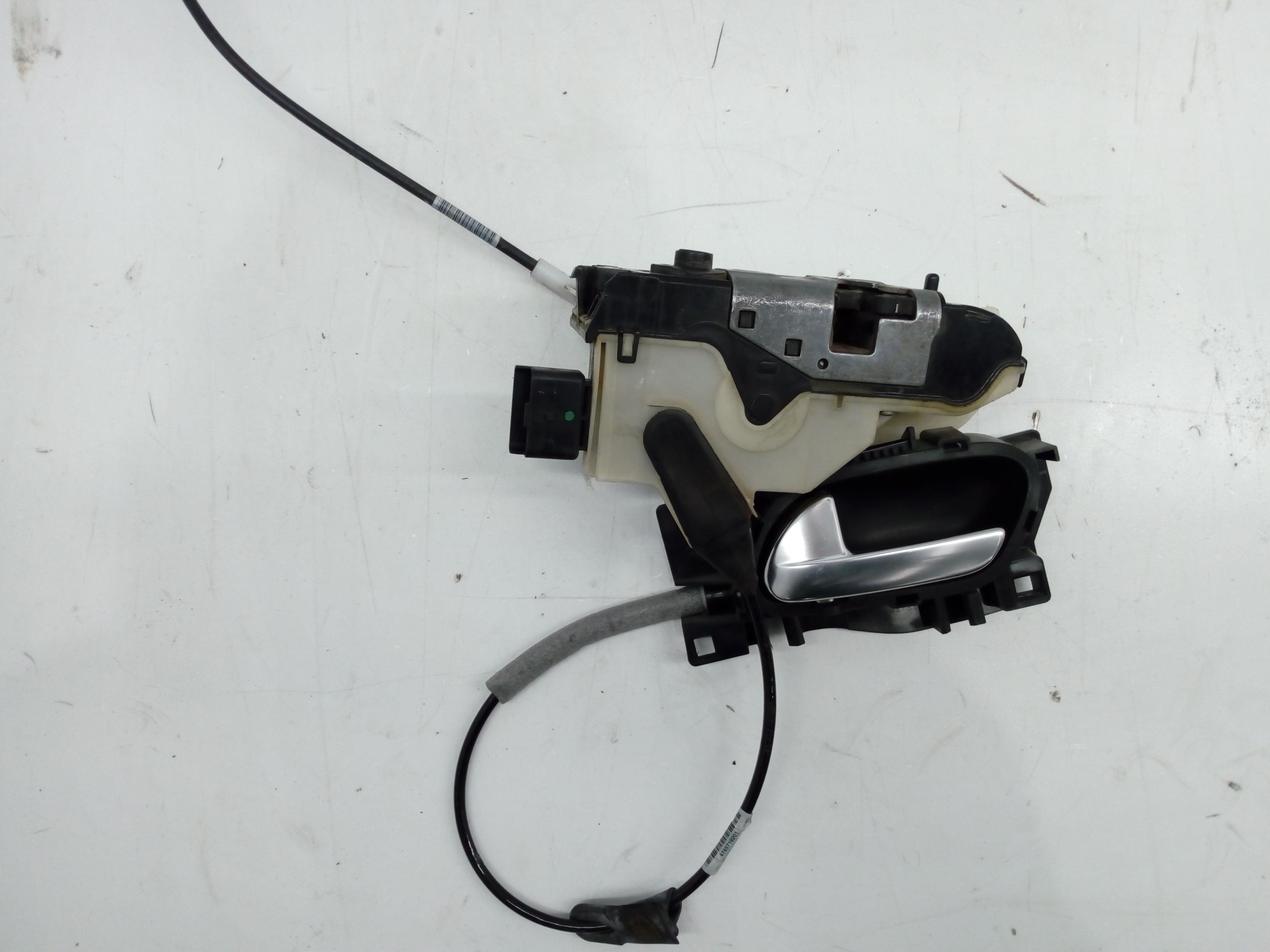 PEUGEOT 208 Peugeot 208 (2012-2015) Front Left Door Lock 9688080080 25248358