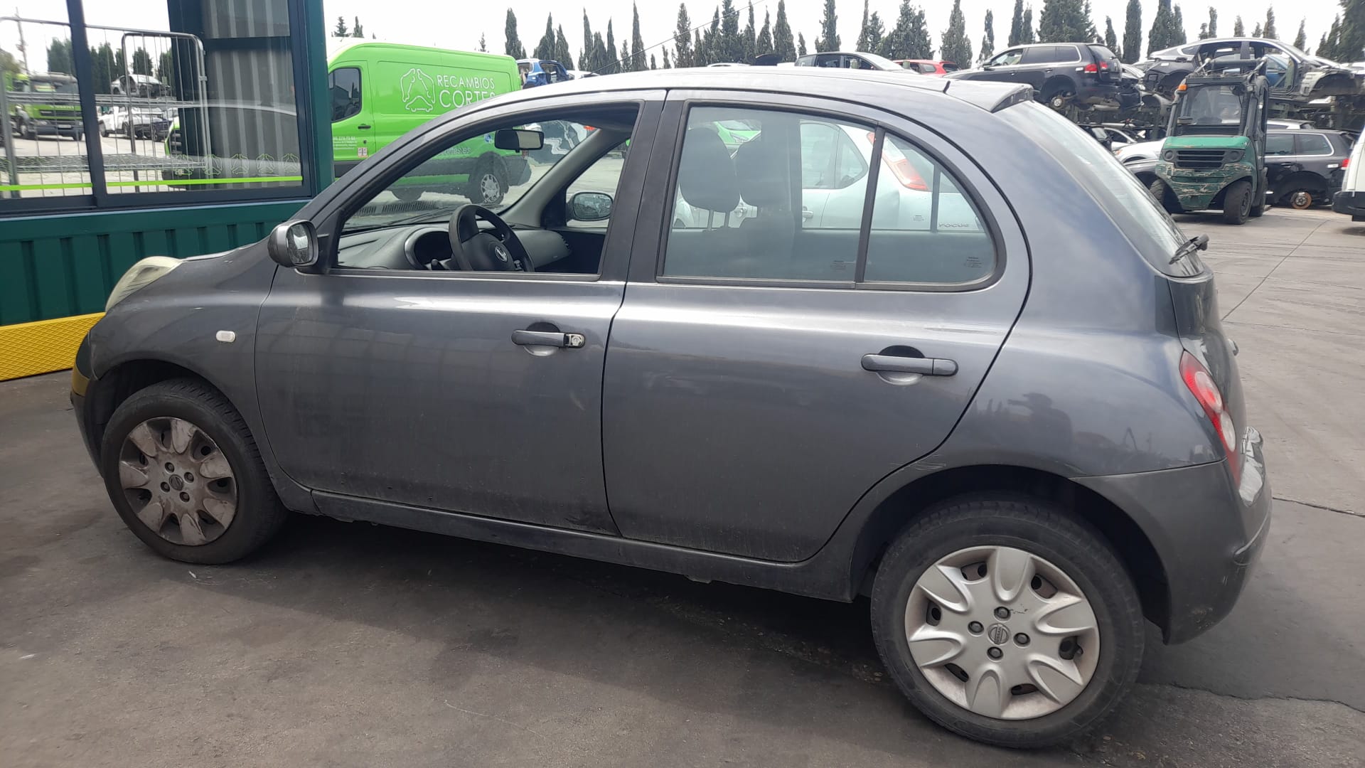 NISSAN Micra K12 (2002-2010) Aripa dreapta față 63100AX630 25248436