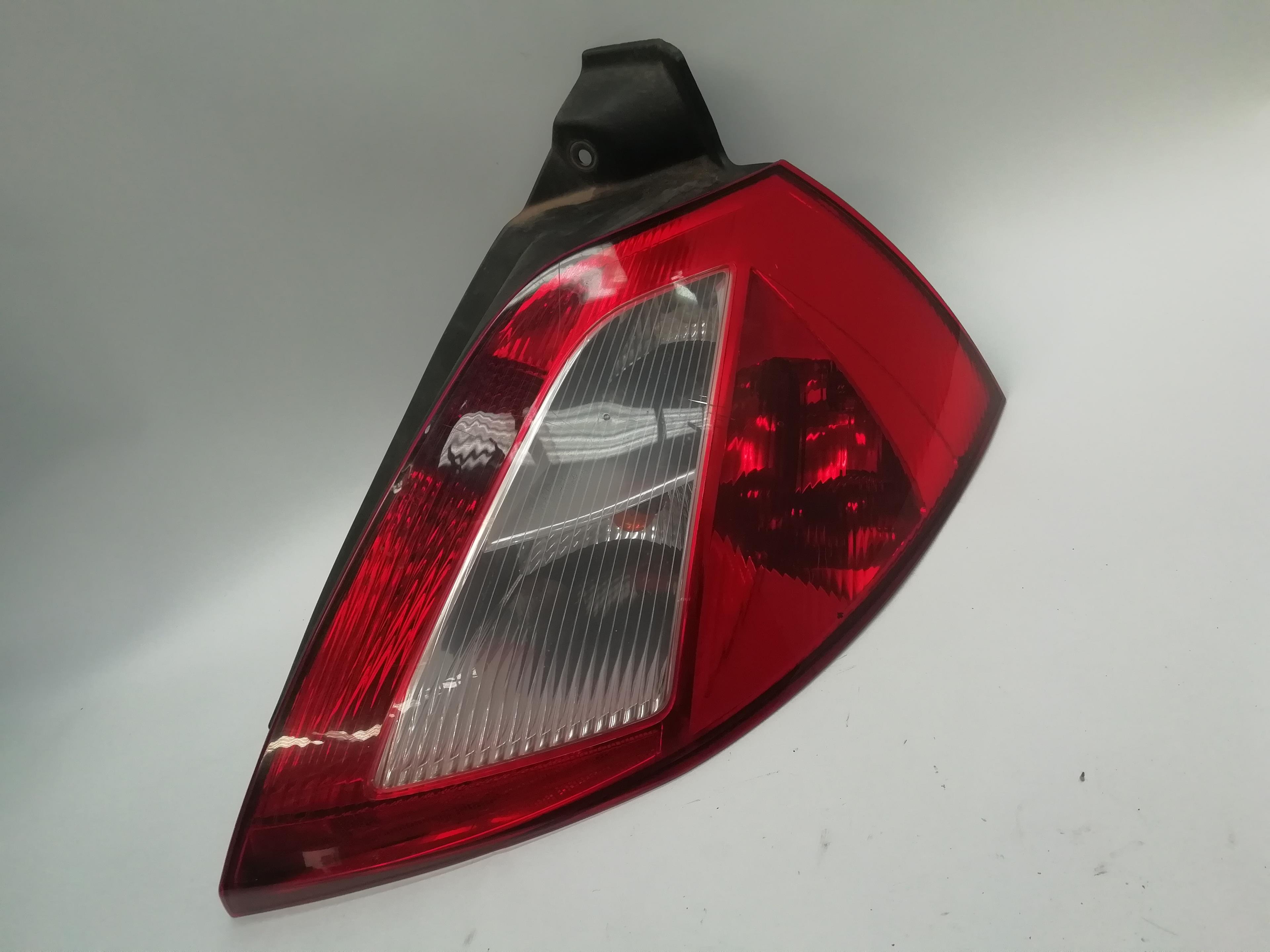 RENAULT Megane 2 generation (2002-2012) Rear Right Taillight Lamp 8200073236 25180543