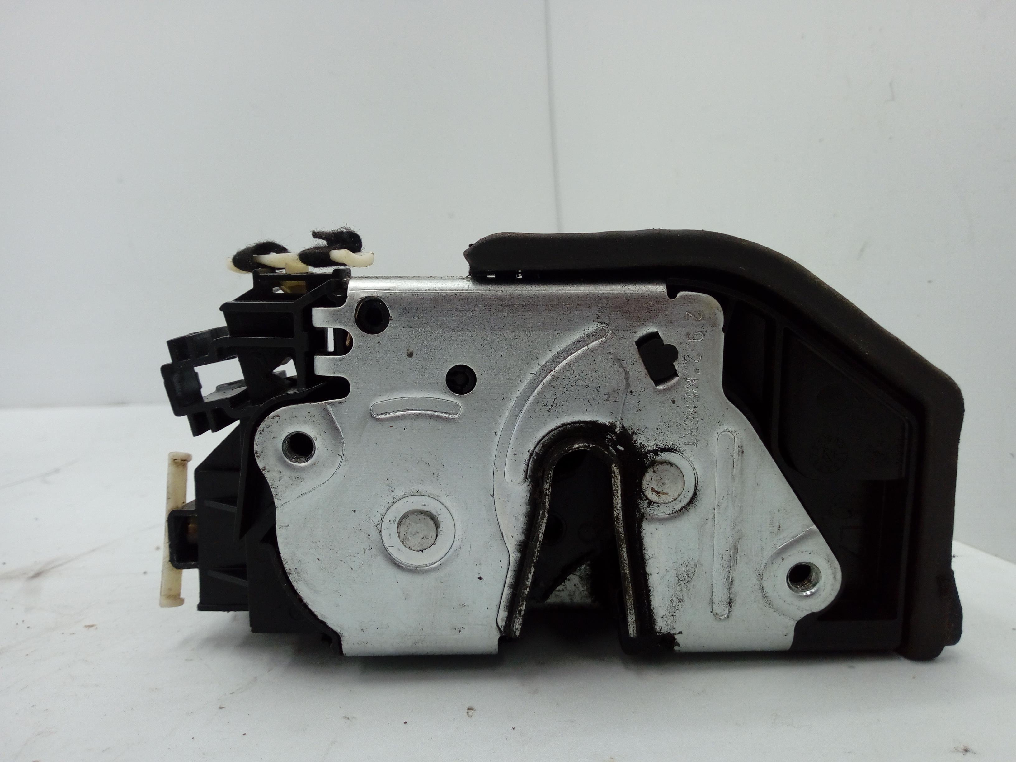 BMW 1 Series F20/F21 (2011-2020) Rear Left Door Lock 51227229459 25652392