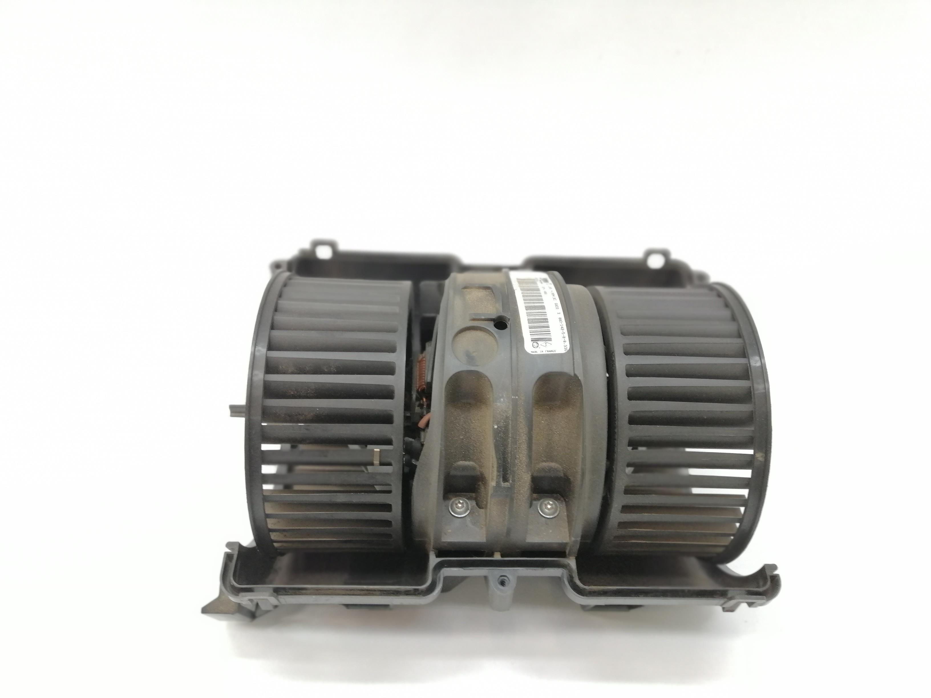 OPEL Vivaro B (2014-2019) Нагревательный вентиляторный моторчик салона 95517544 24021892
