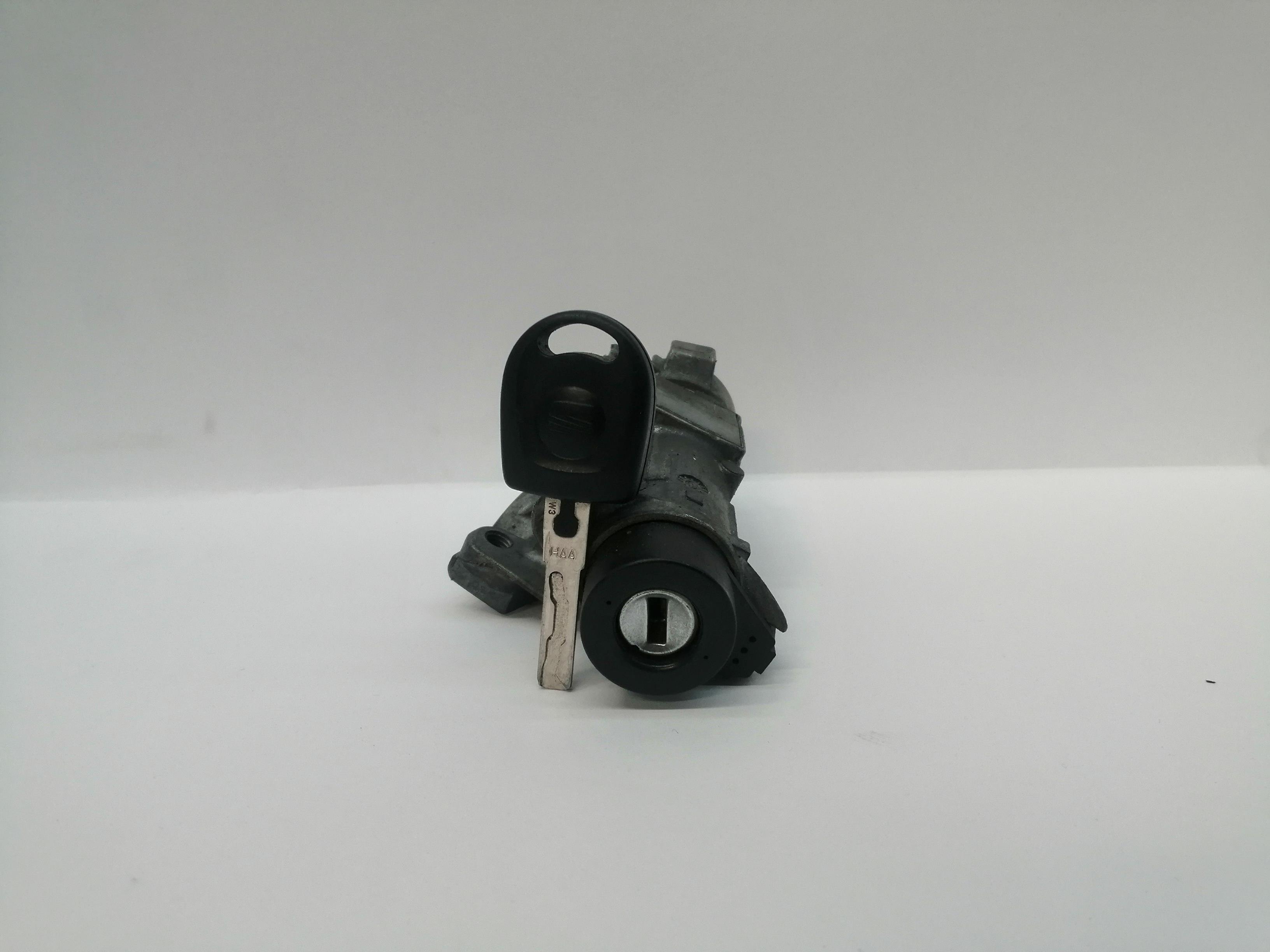 SEAT Ibiza 3 generation (2002-2008) Ignition Lock 4B0905851B 24032849