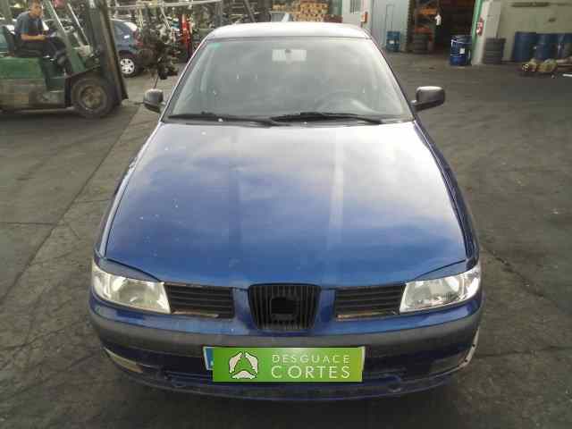 SEAT Cordoba 1 generation (1993-2003) Bagklap vinduesviskermotor 6K6955711C 18364999