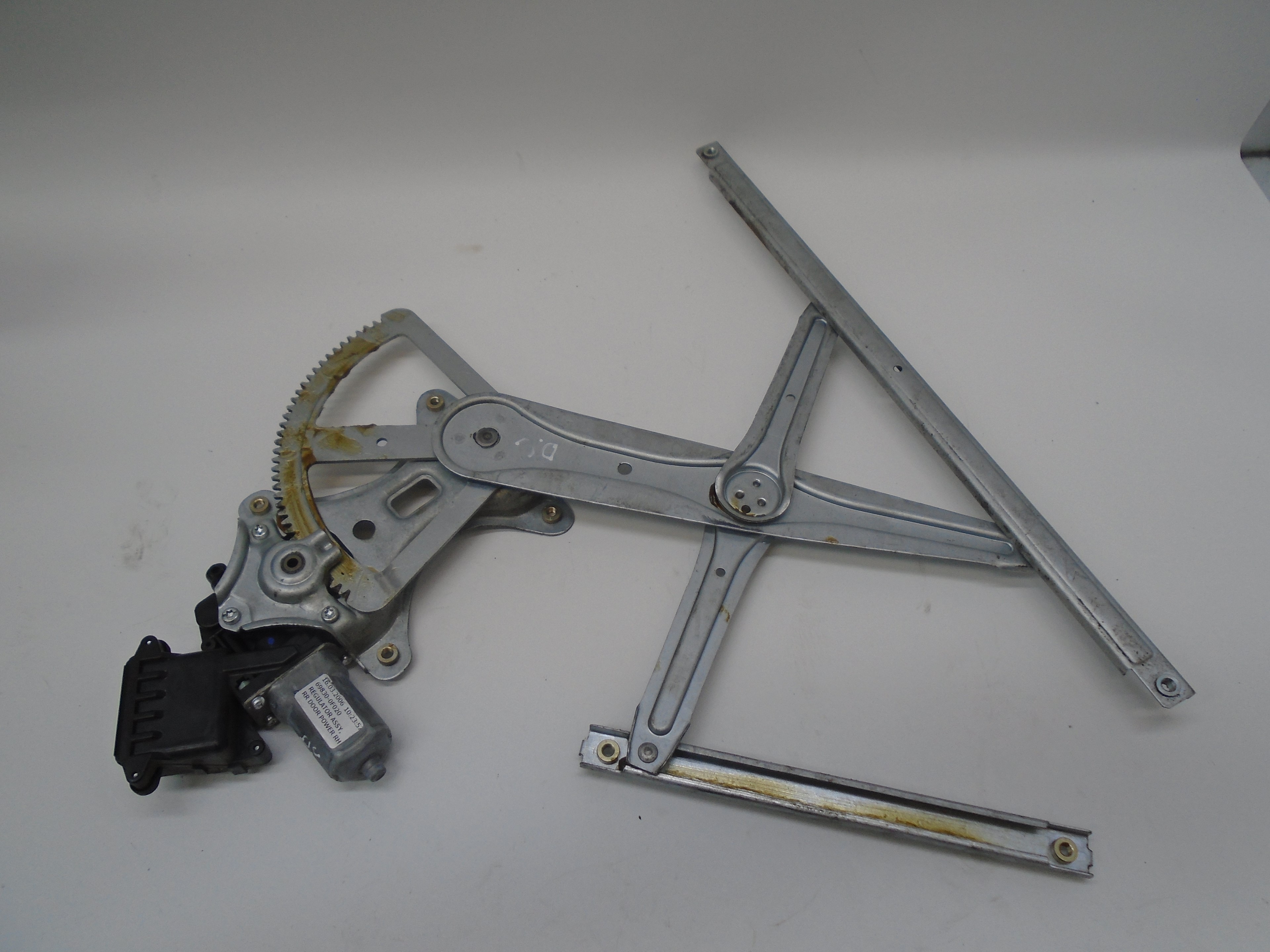 TOYOTA Corolla Verso 1 generation (2001-2009) Rear Right Door Window Regulator 698300F020 18508412