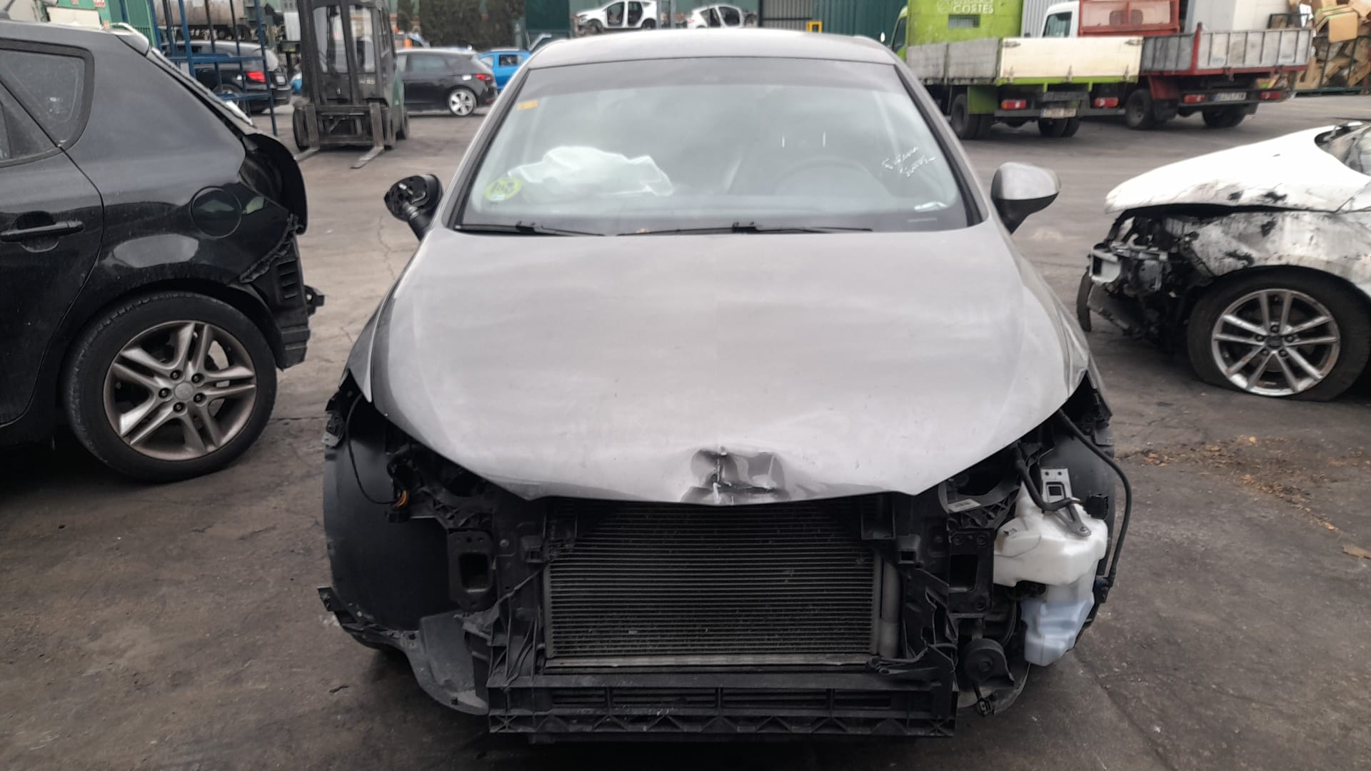 SEAT Ibiza 4 generation (2008-2017) Galinio dangčio (bagažinės) valytuvo varikliukas 6J4955711A, 6J4955711A 18643245