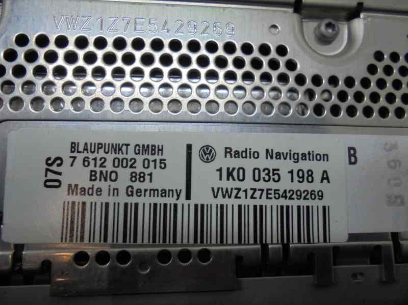 VOLKSWAGEN Passat B6 (2005-2010) Musikspelare utan GPS 1K0035198CX 25096391