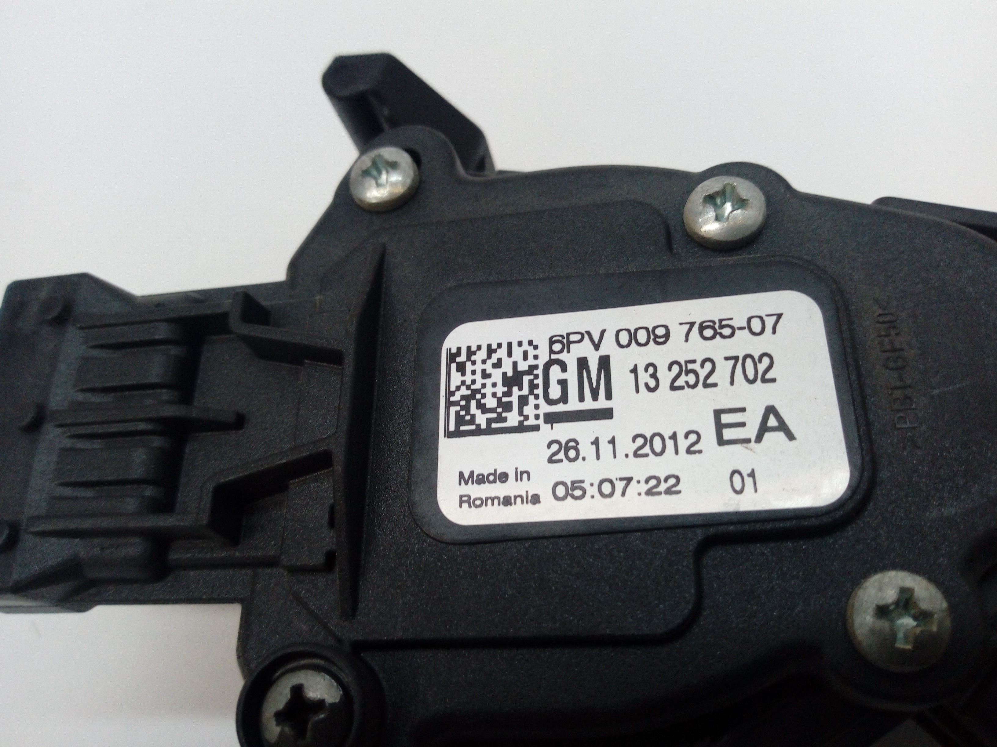 OPEL Astra J (2009-2020) Другие кузовные детали 13252702 25159998