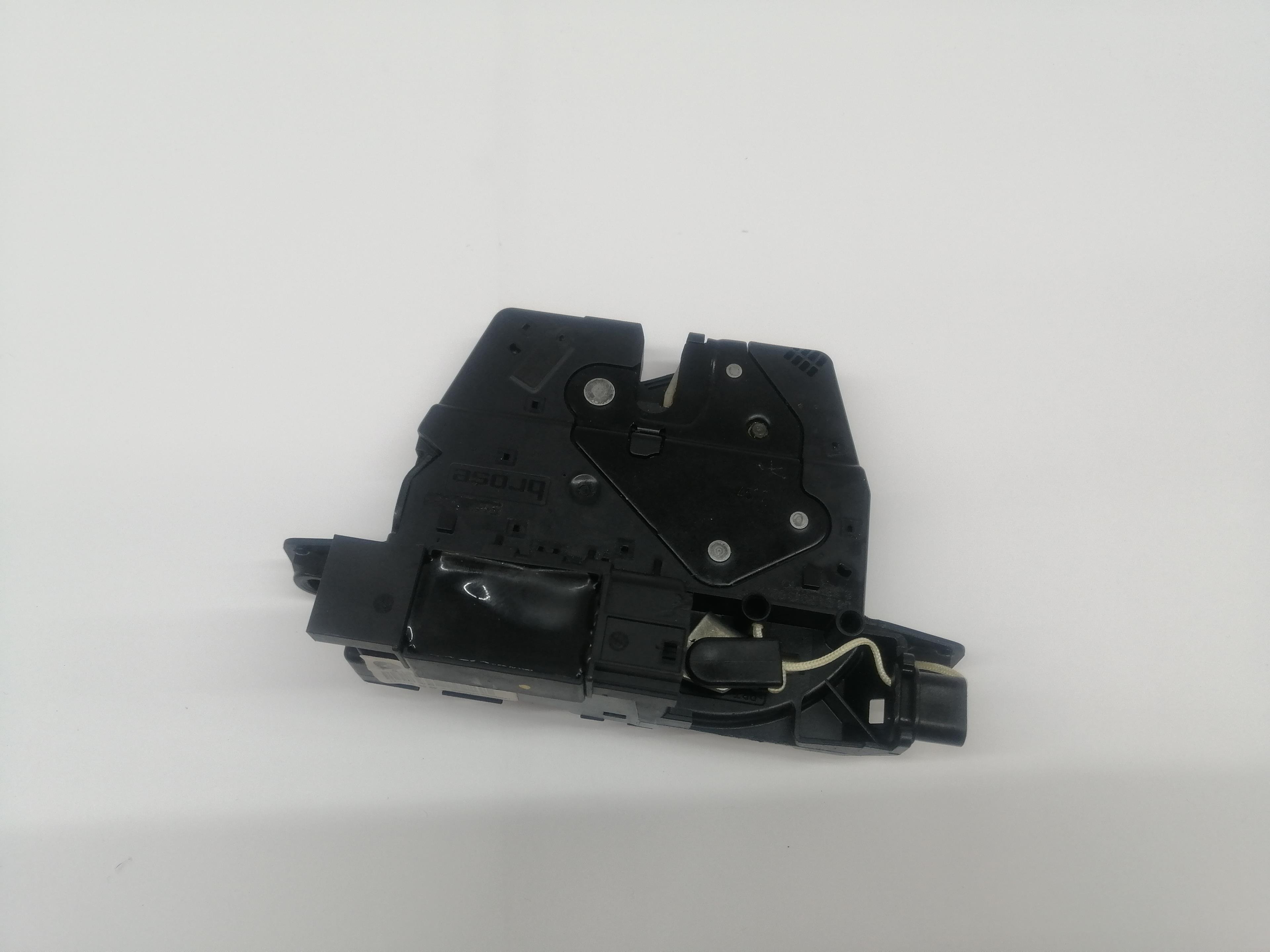 BMW 3 Series F30/F31 (2011-2020) Tailgate Boot Lock 51247269543 25690490