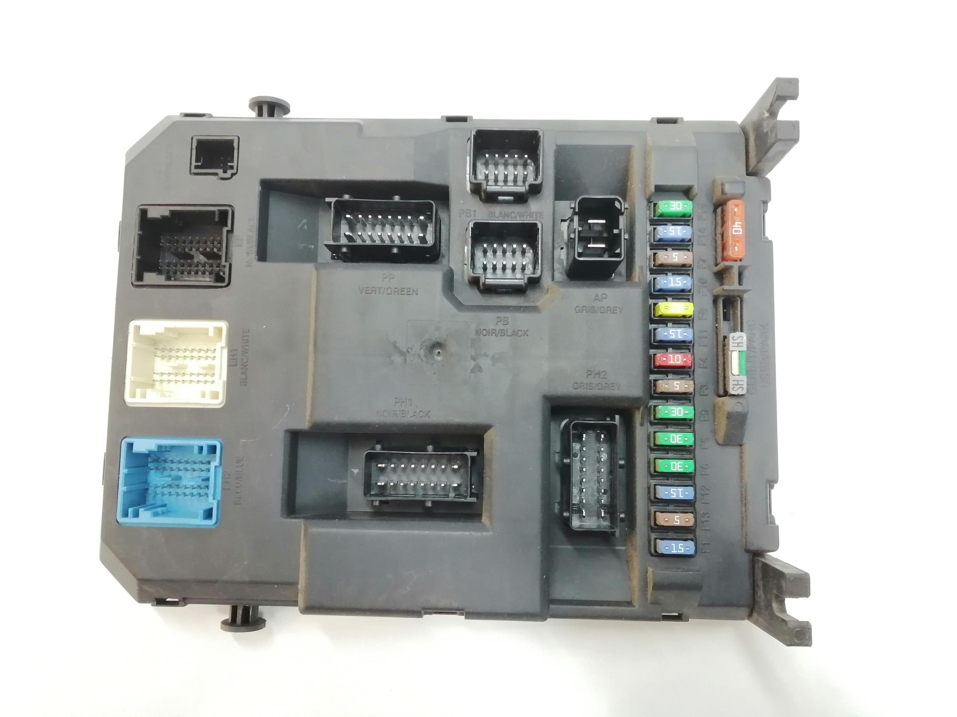 PEUGEOT 207 1 generation (2006-2009) Fuse Box 6580YE 24021731