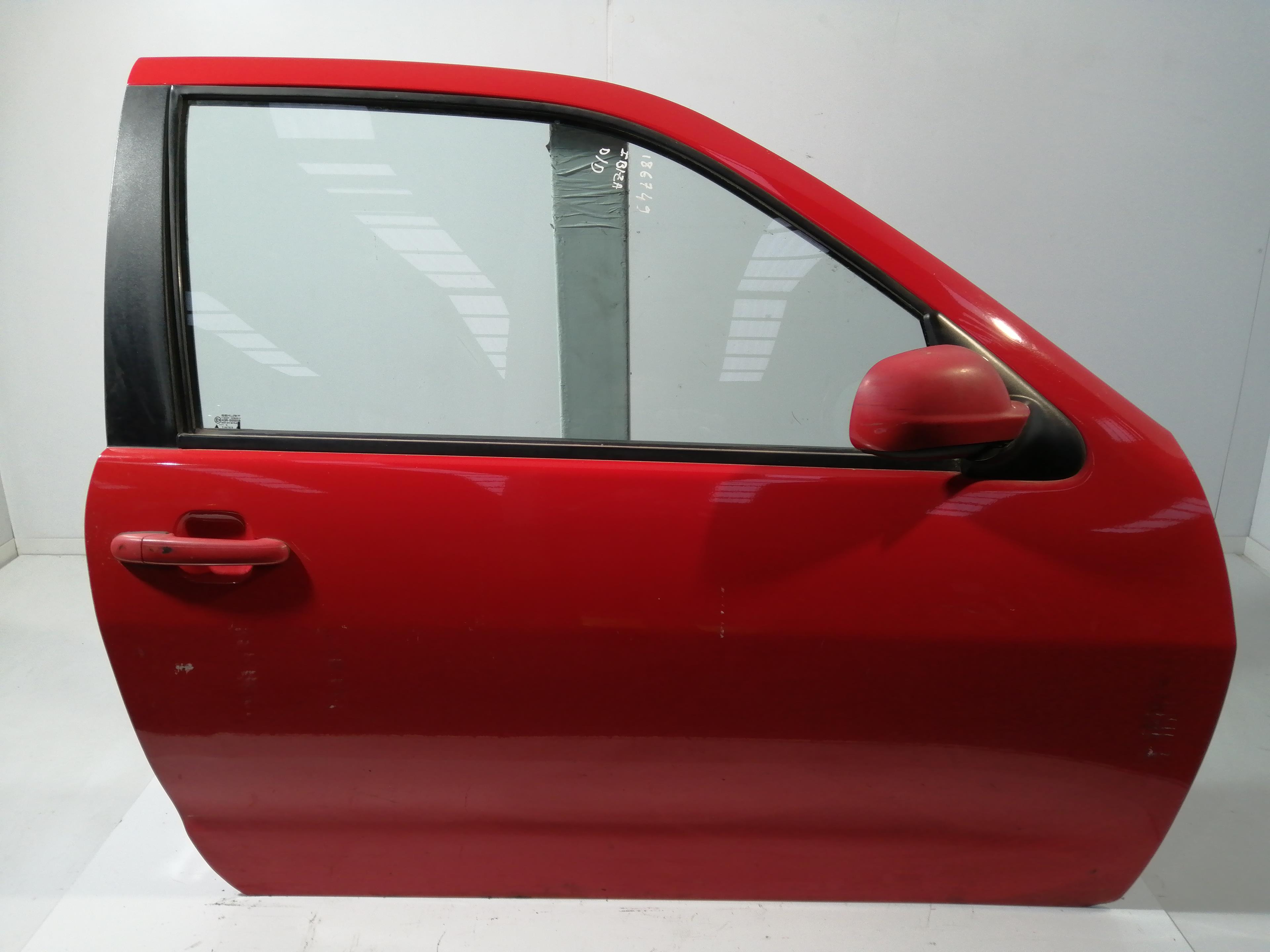 SEAT Ibiza 2 generation (1993-2002) Передняя правая дверь 6K3831052C 25190240