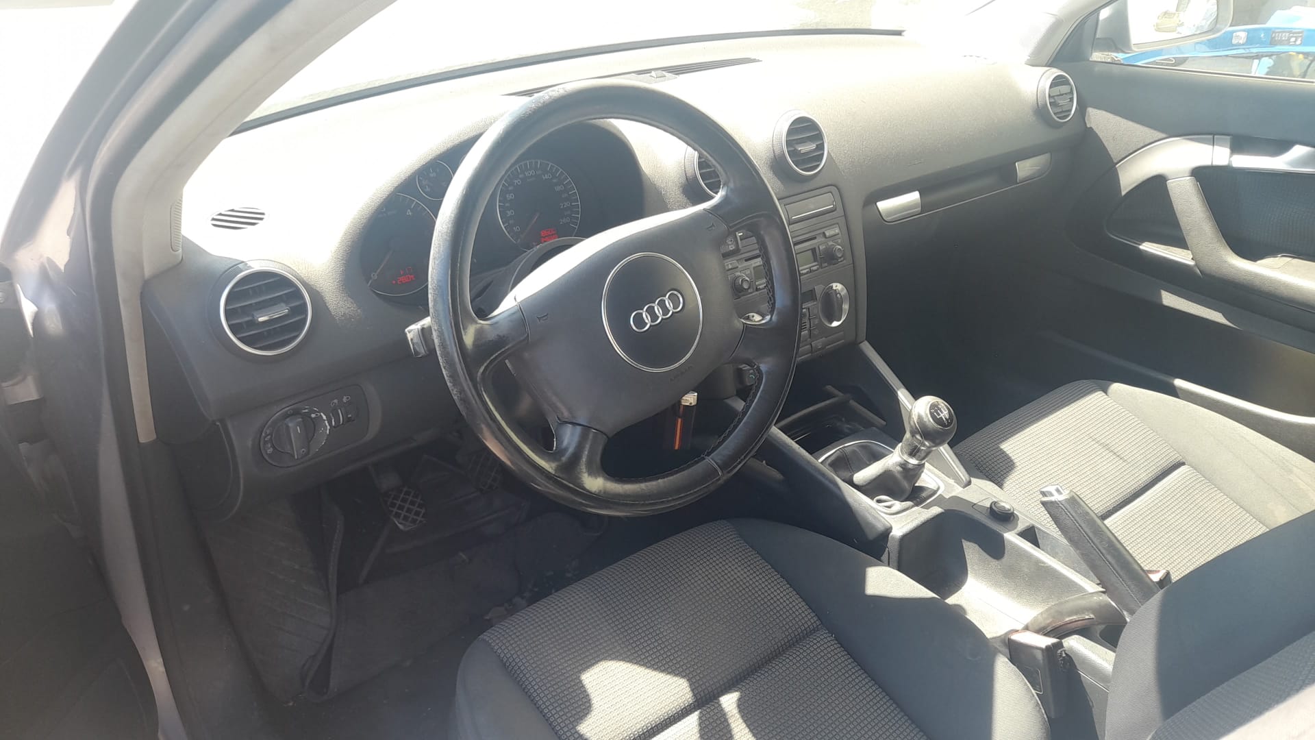 AUDI A3 8P (2003-2013) Regulator de geam ușă stânga față 8P3837461C 25690715