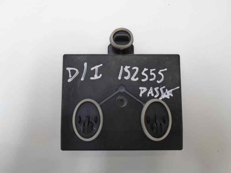 VOLKSWAGEN Passat B8 (2014-2023) Other part 5Q0959593E 25111998