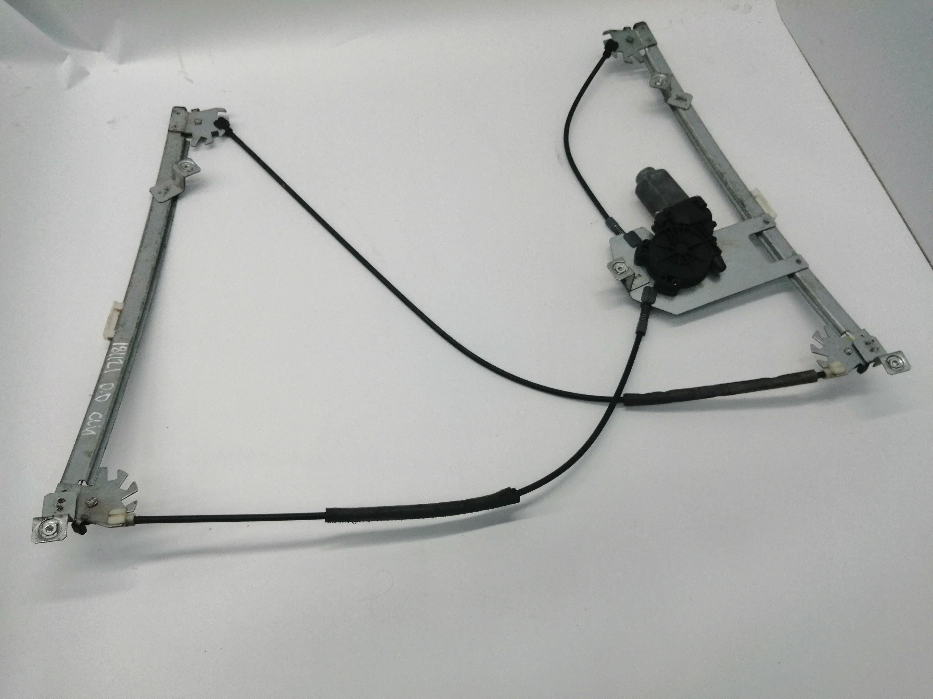 RENAULT Clio 3 generation (2005-2012) Front Right Door Window Regulator 8200297444 24016644