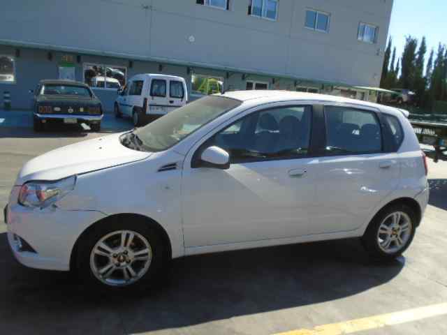 CHEVROLET Aveo T200 (2003-2012) Стартер 25180808 18466979