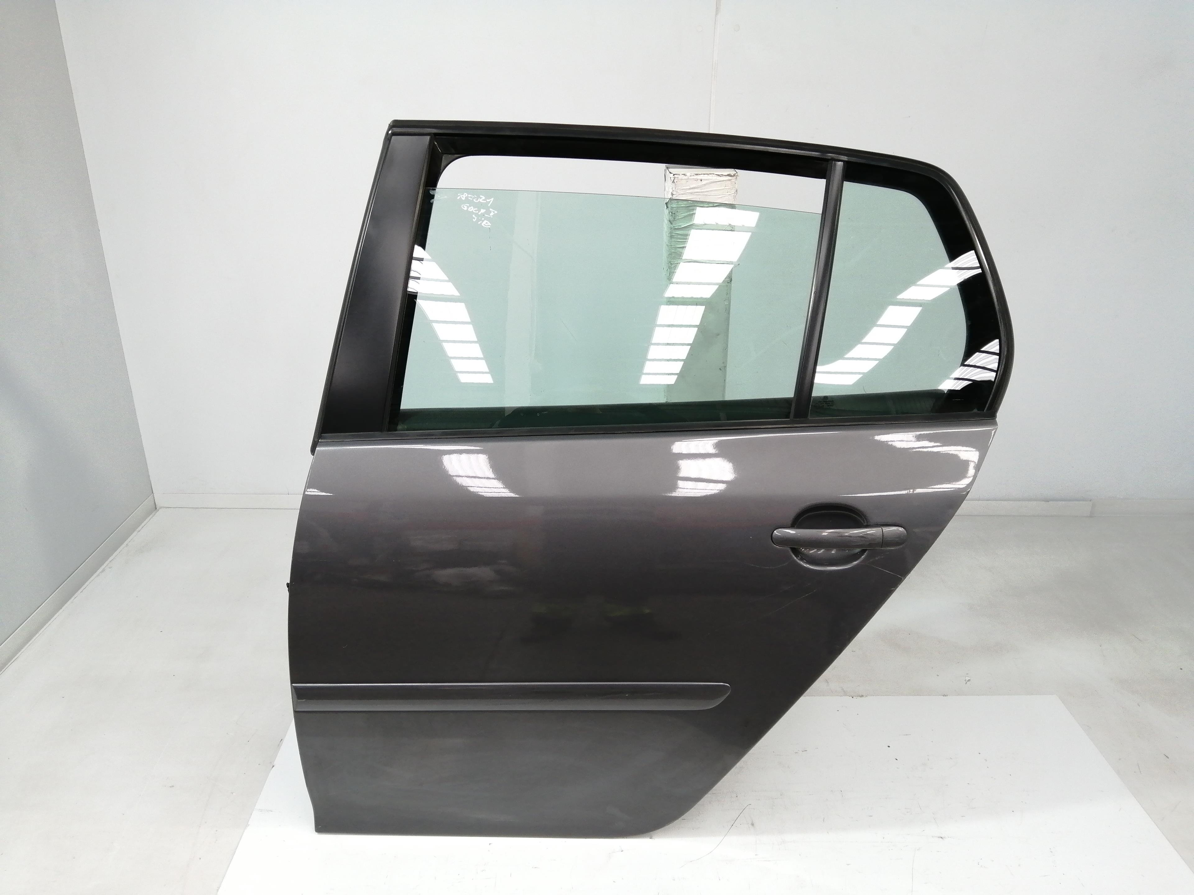 VOLKSWAGEN Golf 5 generation (2003-2009) Rear Left Door 1K6833105J, 1K6833105J 24549054