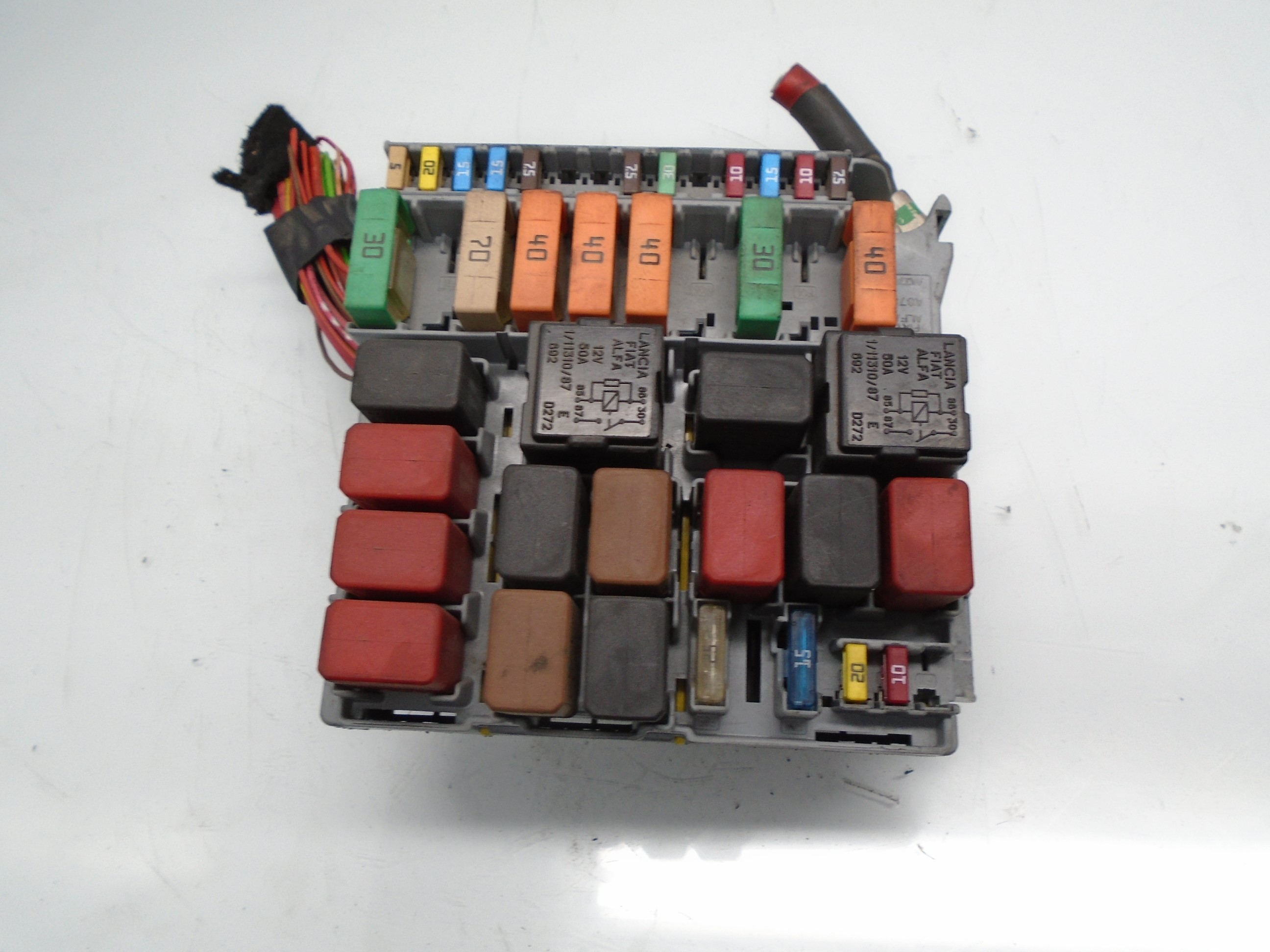 IVECO Daily 4 generation (2006-2011) Fuse Box 51905216 25112668